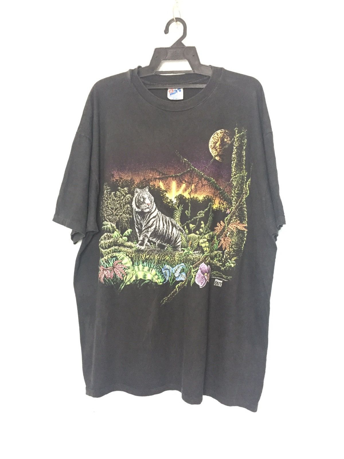 Vintage Vintage 90s animal tee / white tiger/single stitch/🇺🇸 Size US XXL / EU 58 / 5 - 1 Thumbnail