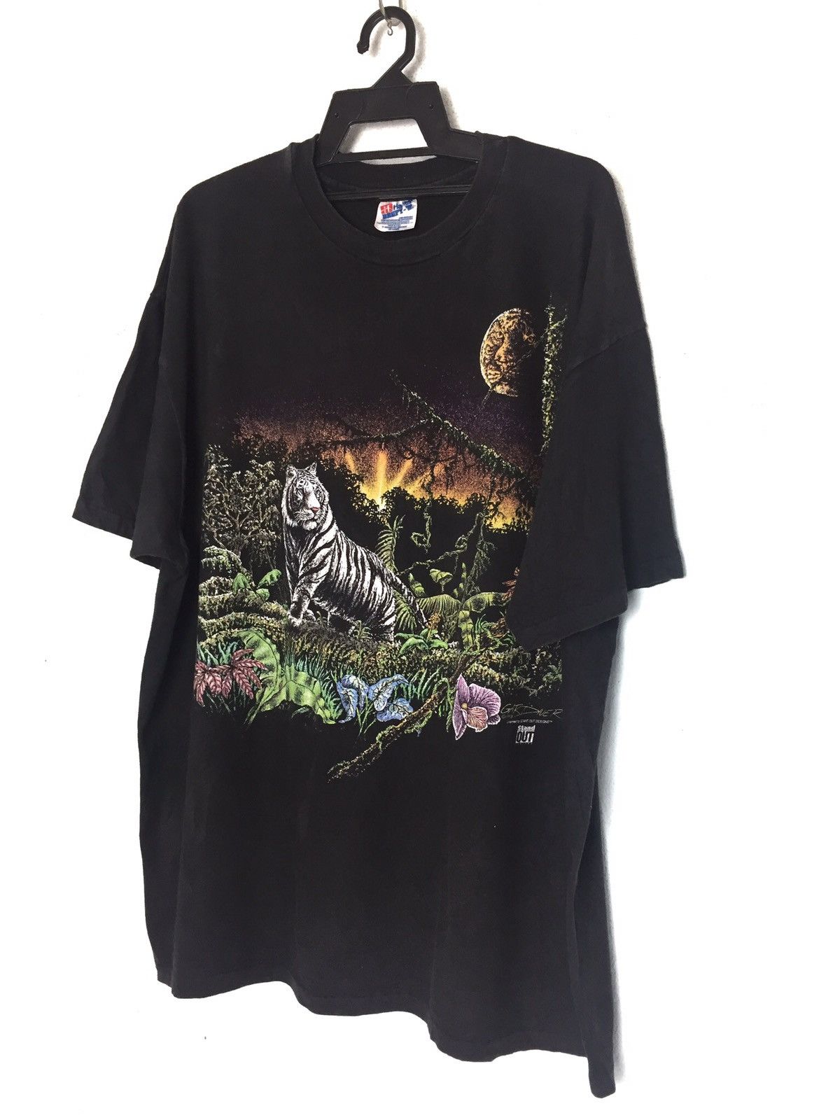 Vintage Vintage 90s animal tee / white tiger/single stitch/🇺🇸 Size US XXL / EU 58 / 5 - 3 Thumbnail