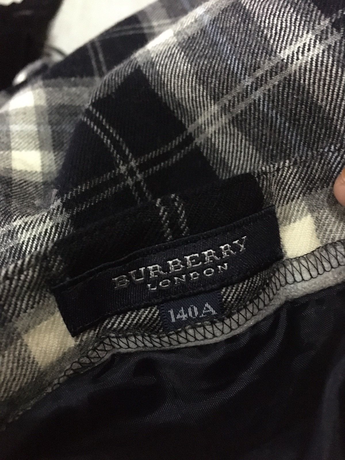 Burberry Vintage Burberry Skirt Size US 26 / EU 42 - 4 Thumbnail