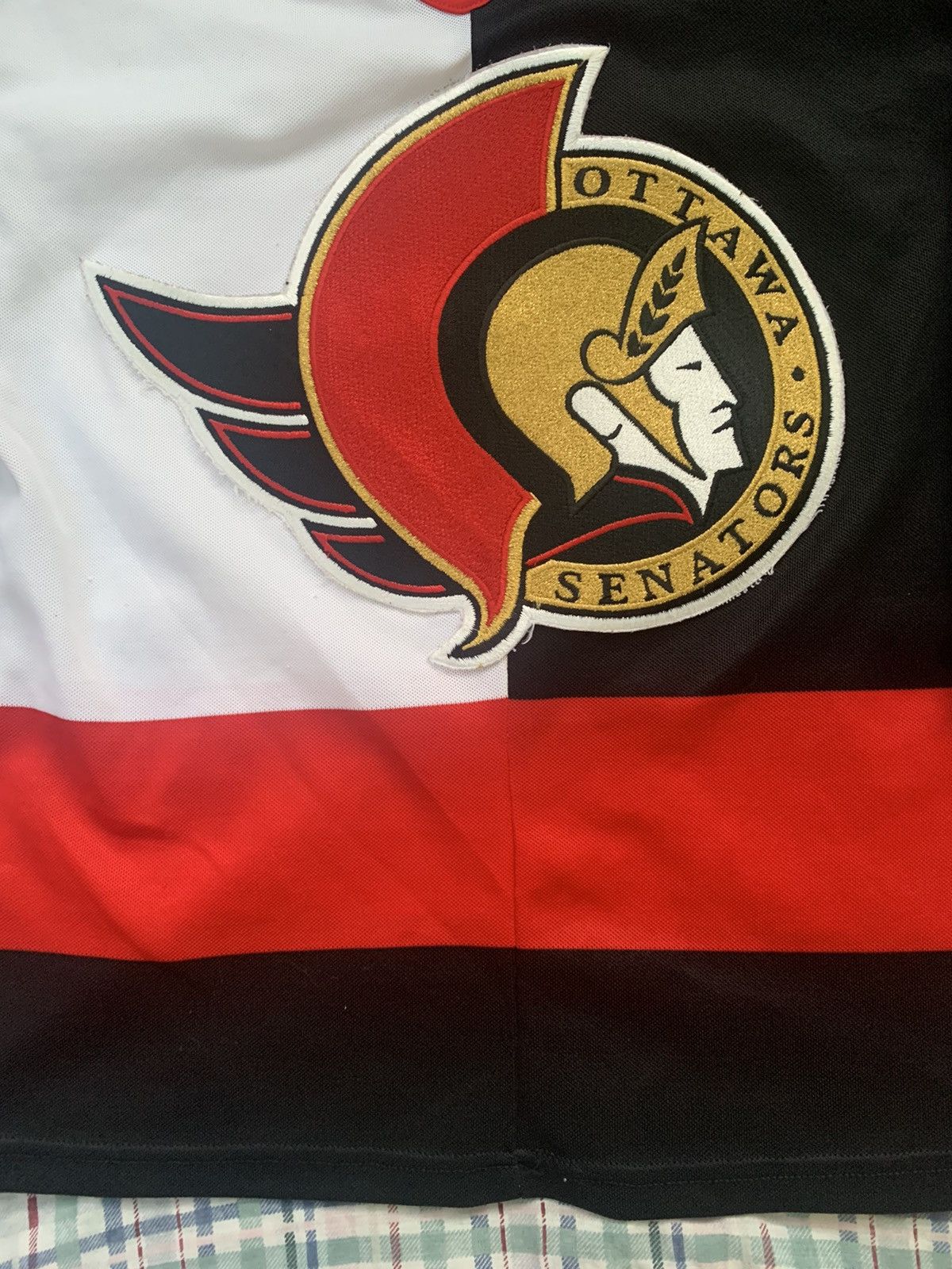 Ccm × NHL × Vintage Vintage CCM Ottawa Senators Home/Away NHL Jersey Size US S / EU 44-46 / 1 - 4 Thumbnail