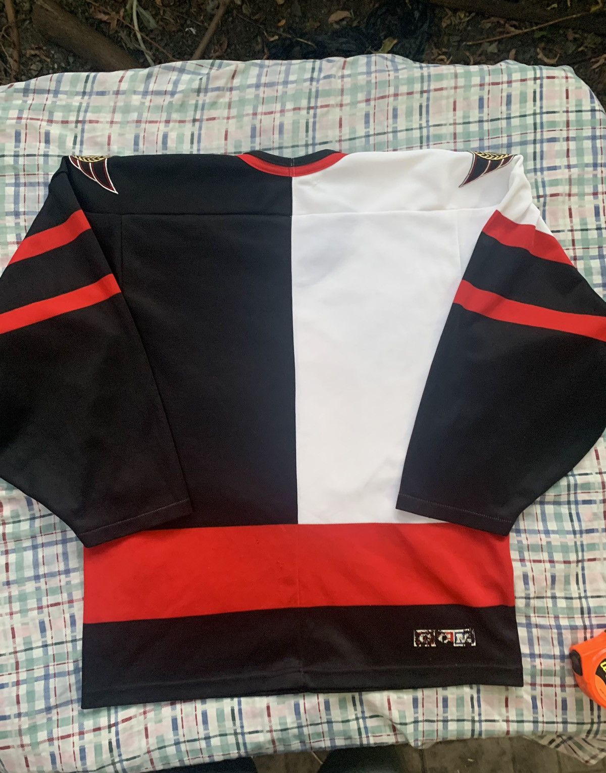 Ccm × NHL × Vintage Vintage CCM Ottawa Senators Home/Away NHL Jersey Size US S / EU 44-46 / 1 - 5 Thumbnail