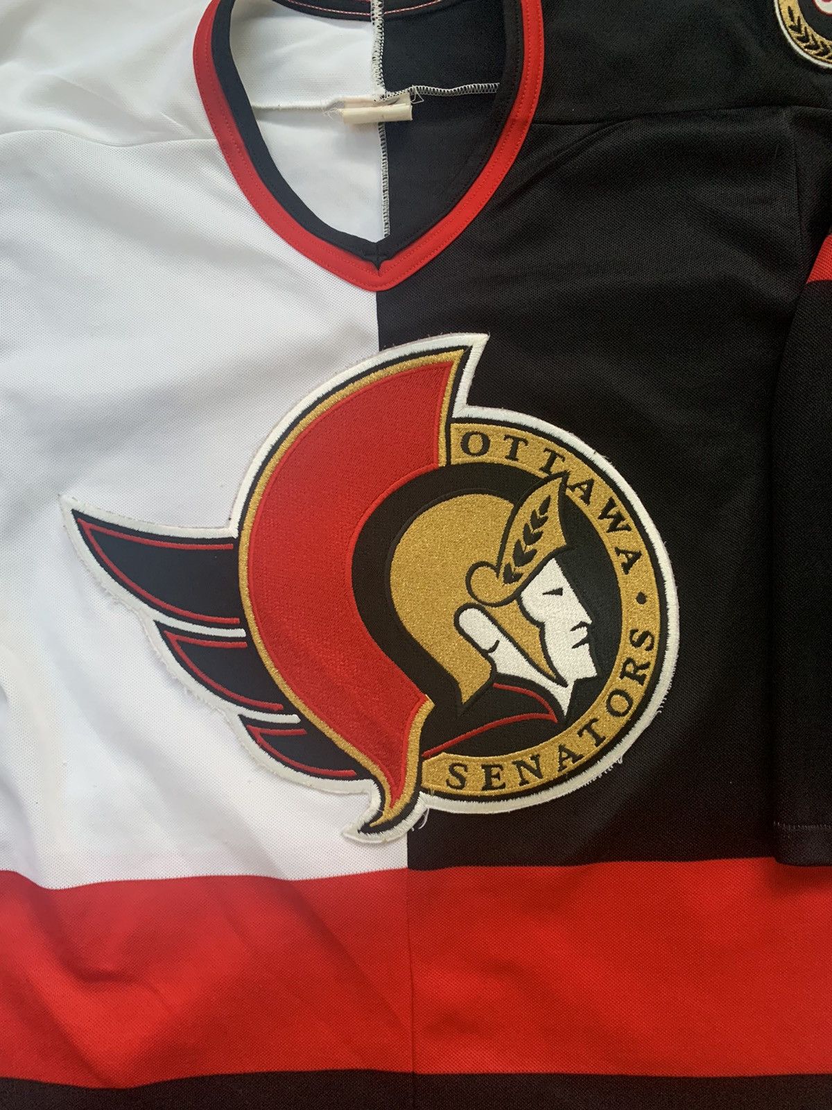 Ccm × NHL × Vintage Vintage CCM Ottawa Senators Home/Away NHL Jersey Size US S / EU 44-46 / 1 - 2 Thumbnail