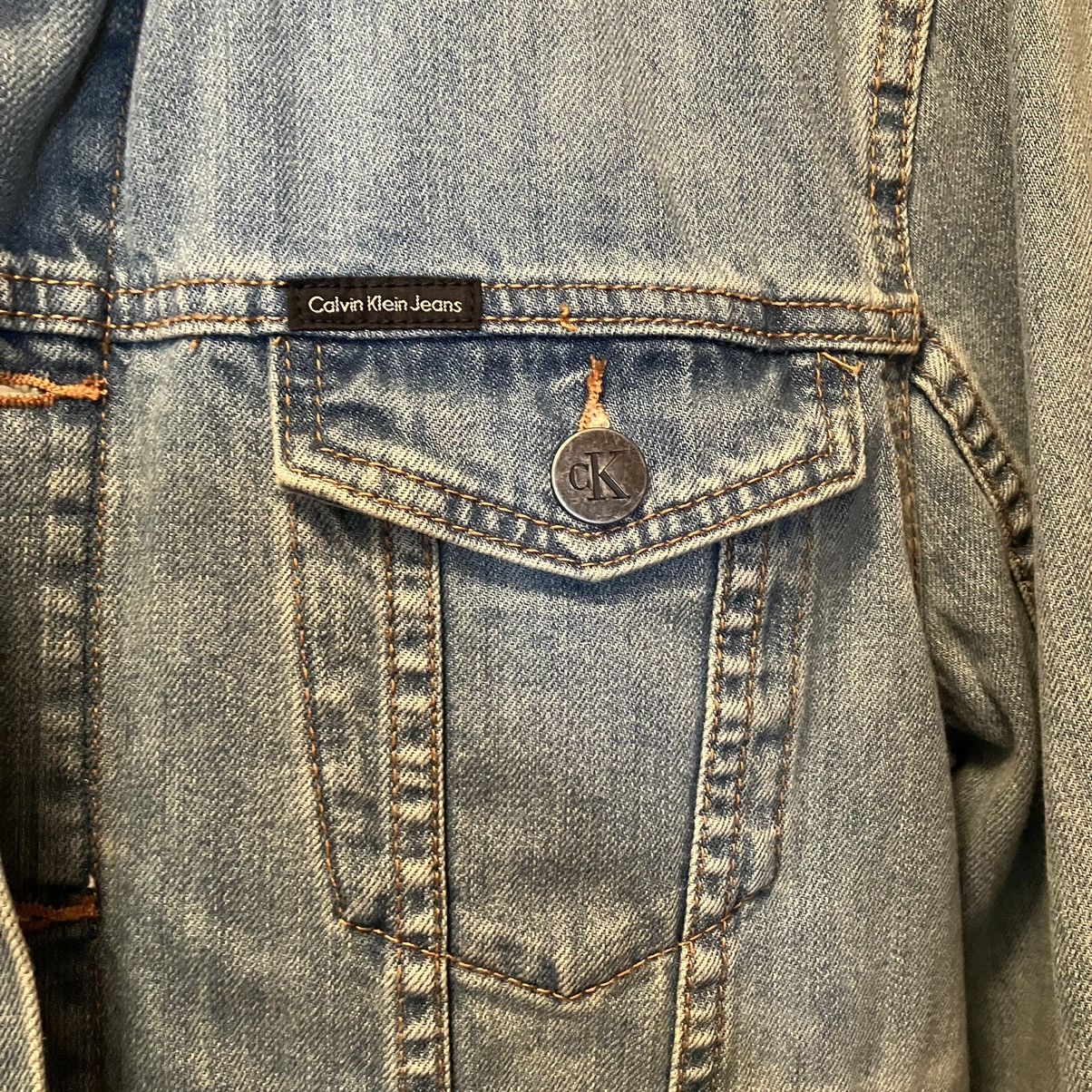 Calvin Klein Calvin Klein Men’s Light Wash Blue Denim Jean Jacket Size S Size US S / EU 44-46 / 1 - 3 Thumbnail