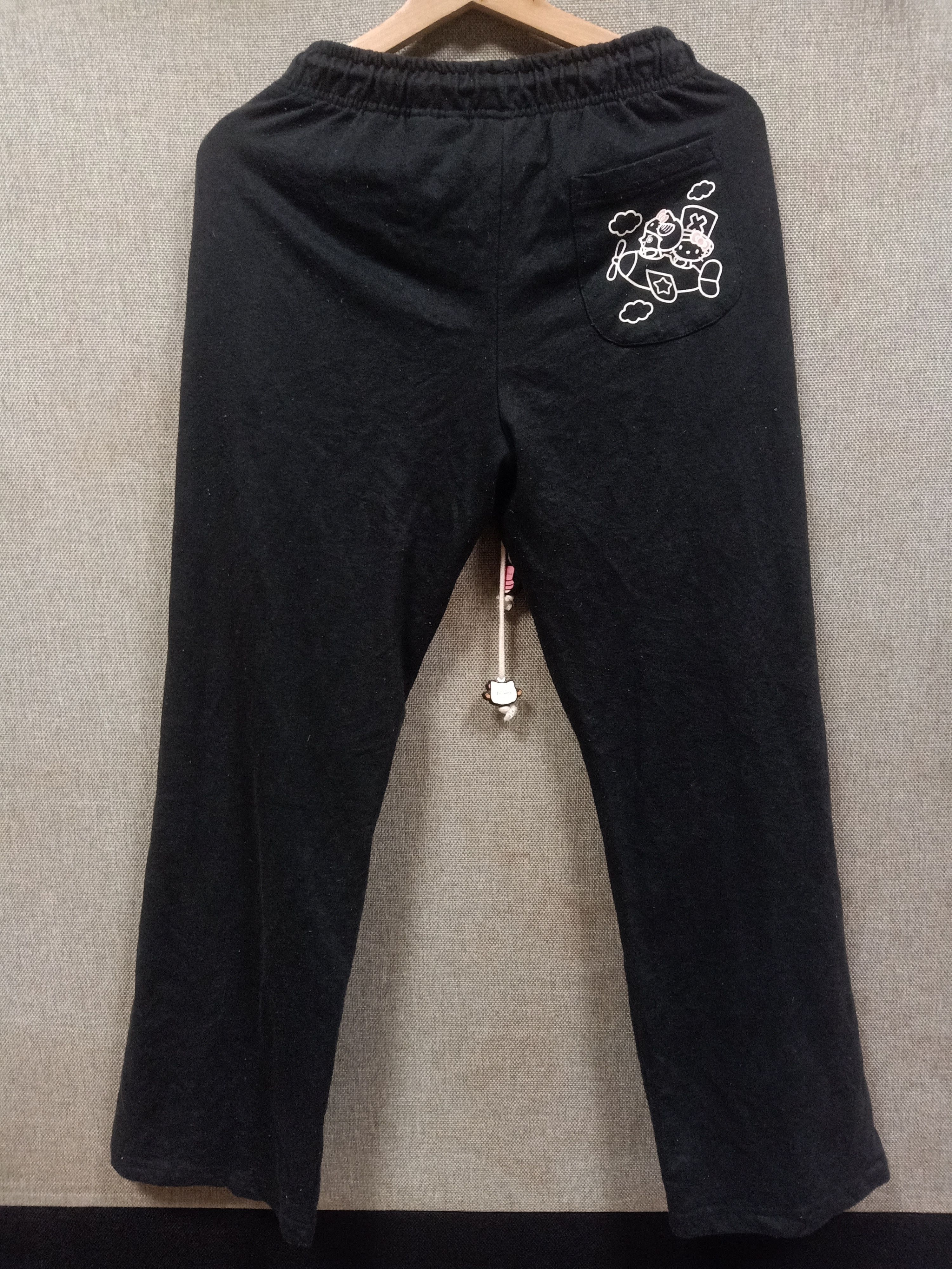 One Piece jogger pants one piece X hello kitty Size US 31 - 2 Thumbnail