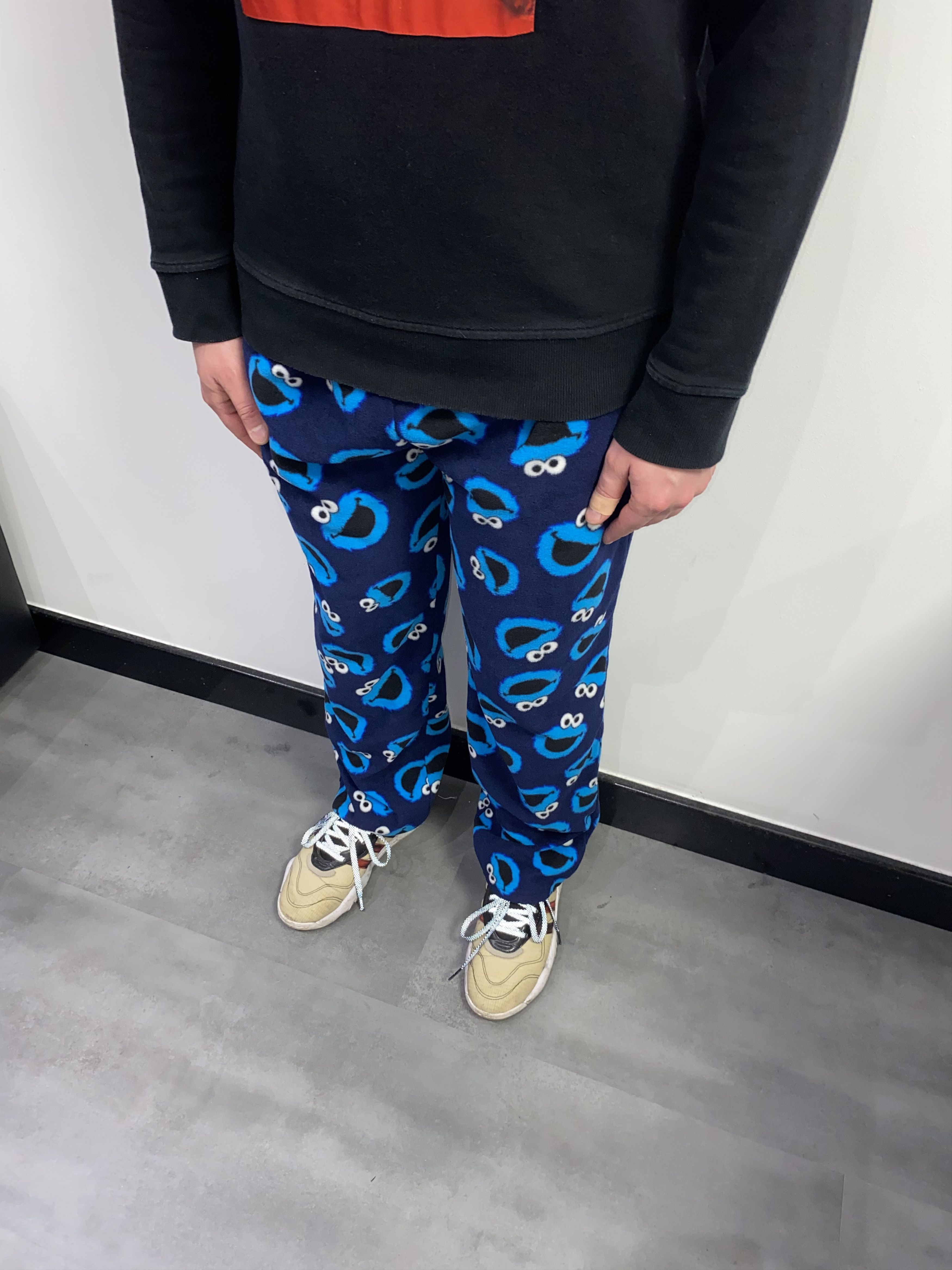 Cartoon Network Sesame Street Full Print Fleece Sweatpants Size US 34 / EU 50 - 3 Thumbnail