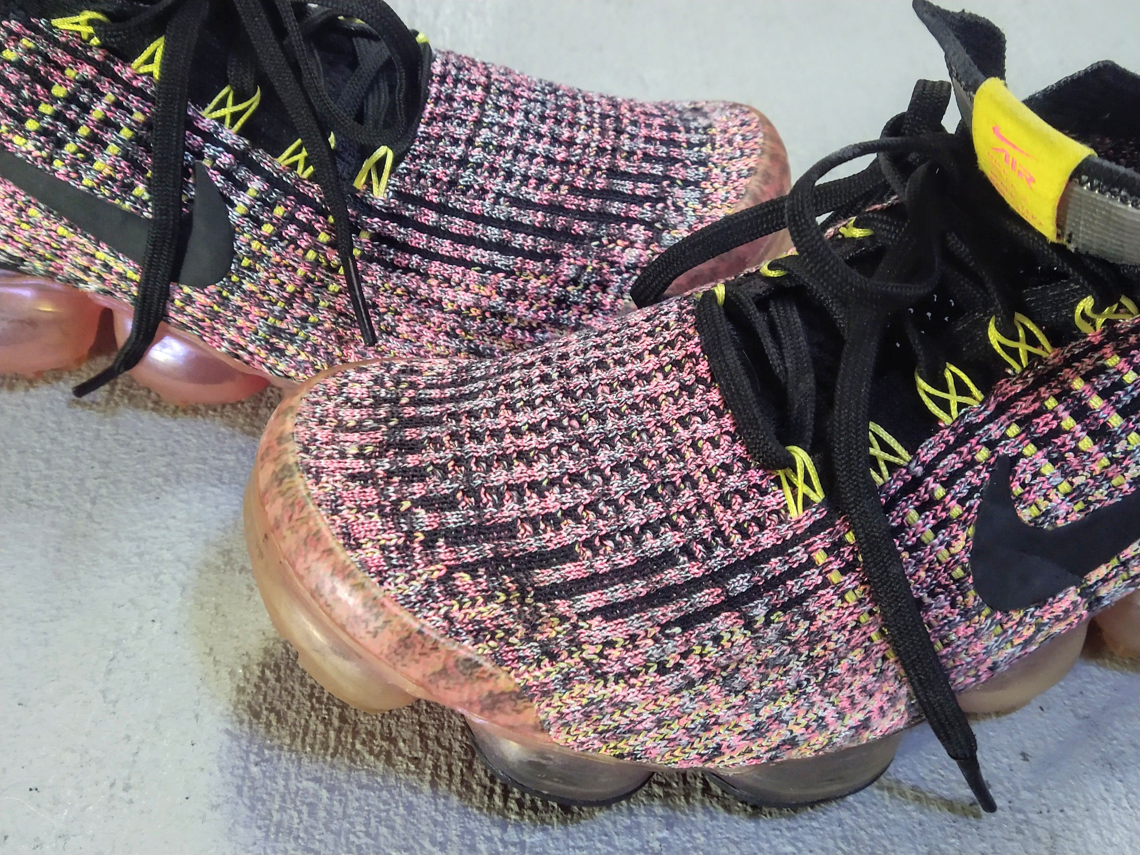 Nike Nike VaporMax Flyknit 3 Pink Black 8.5 AJ6910-006 Size US 8.5 / EU 41-42 - 6 Thumbnail