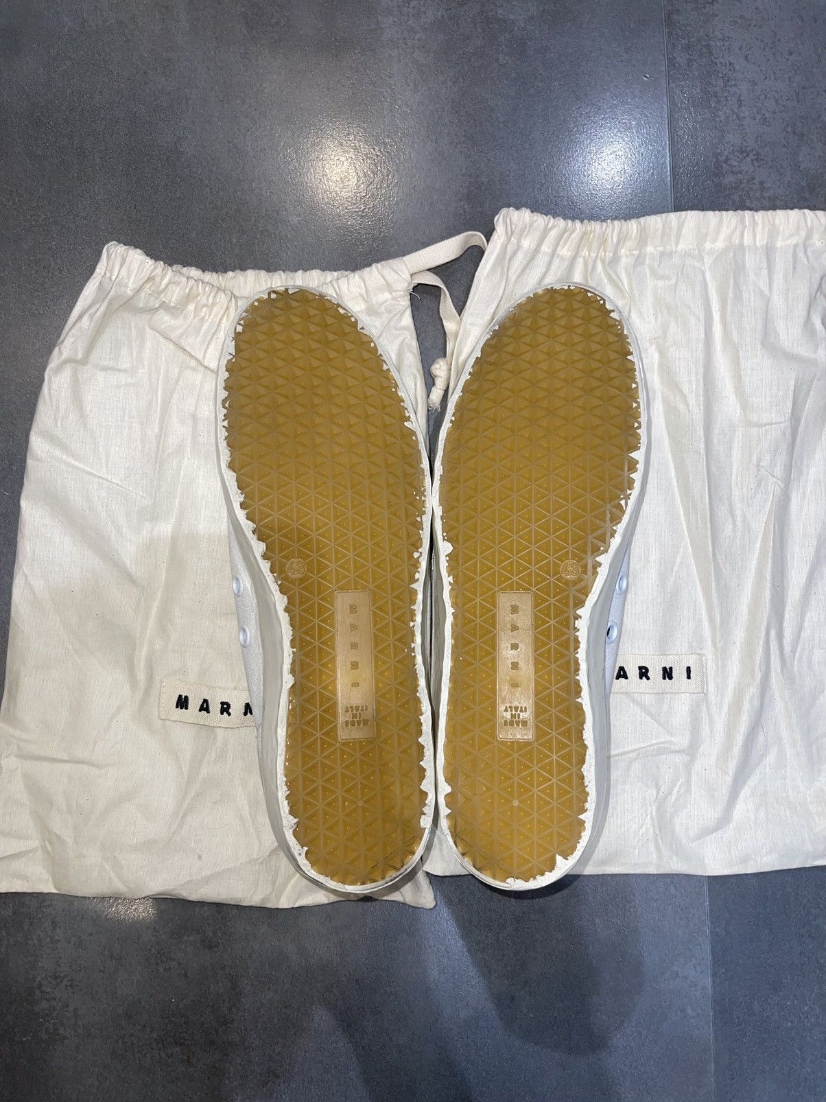 Marni SS20 Marni Logo Rubber Low-Top White Sneakers Size US 10 / EU 43 - 11 Thumbnail
