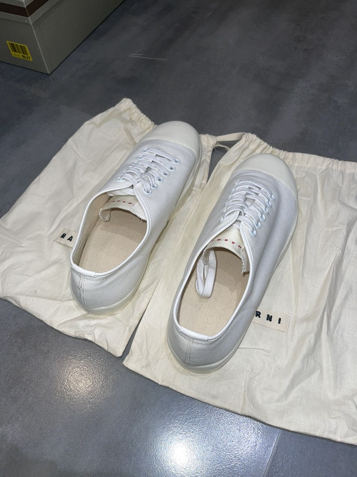 Marni SS20 Marni Logo Rubber Low-Top White Sneakers Size US 10 / EU 43 - 8 Thumbnail