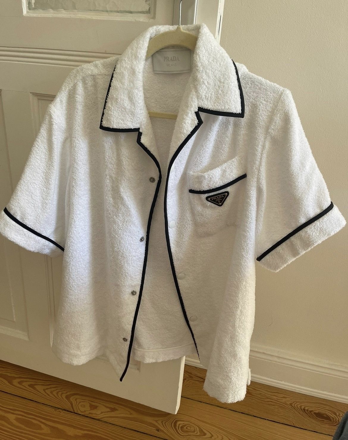 半額以下★PRADA Terry Bowling Shirt White 半額以下☆PRADA Terry Bowling Shirt White - メルカリ