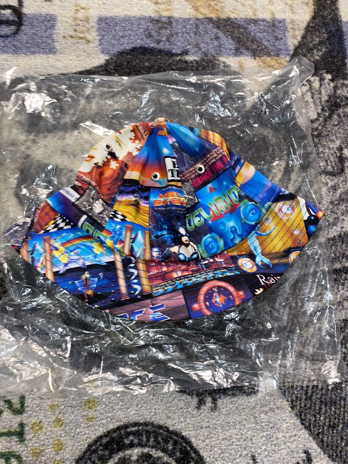 image of Palace Pez Bucket Hat Multi - S/m, Men's