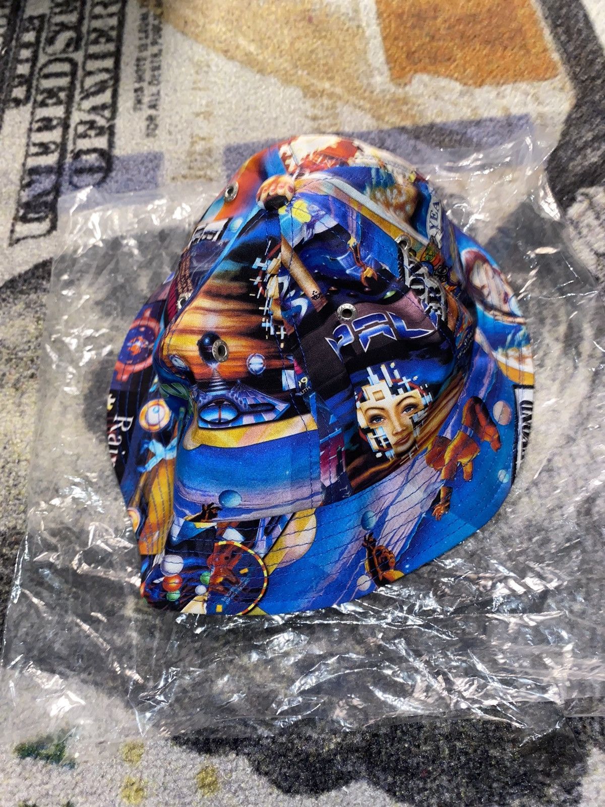 Palace PALACE PEZ BUCKET HAT MULTI - S/M Size ONE SIZE - 2 Thumbnail