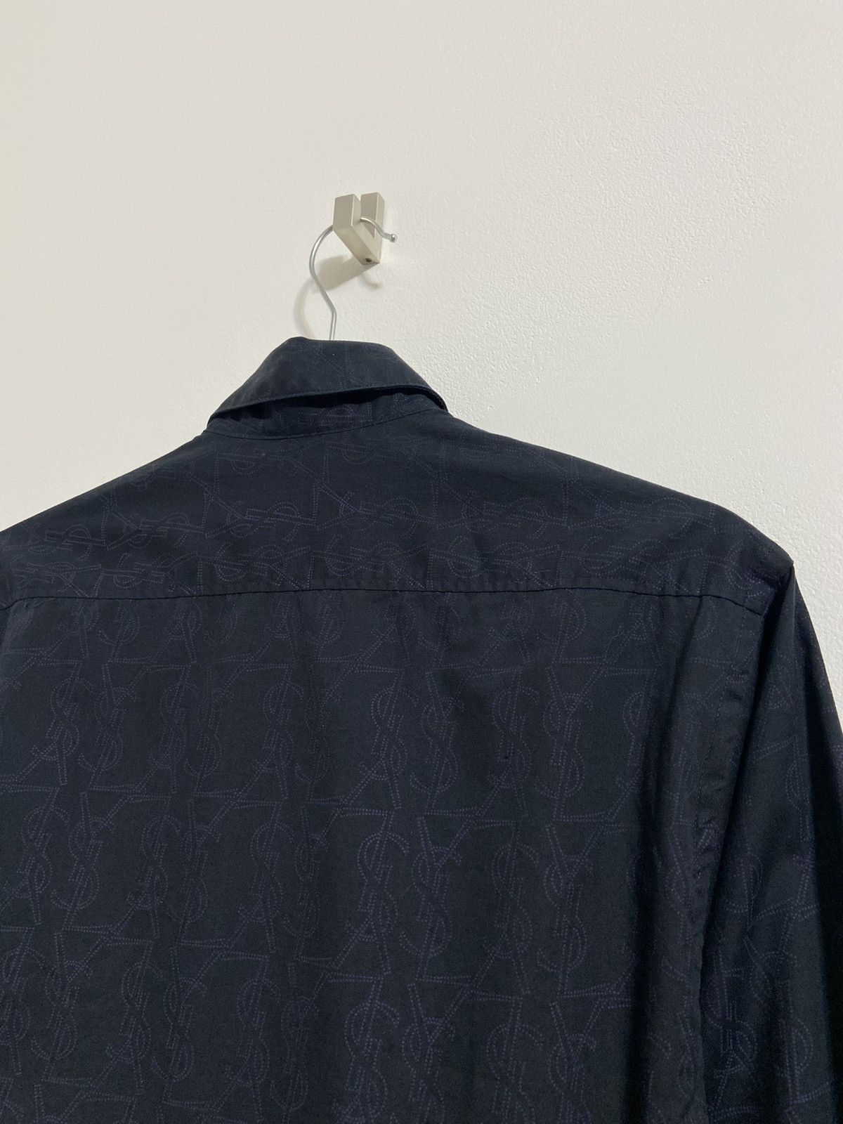 Yves Saint Laurent Yves Saint Laurent Button Up Shirt Monogram Size US S / EU 44-46 / 1 - 18 Thumbnail