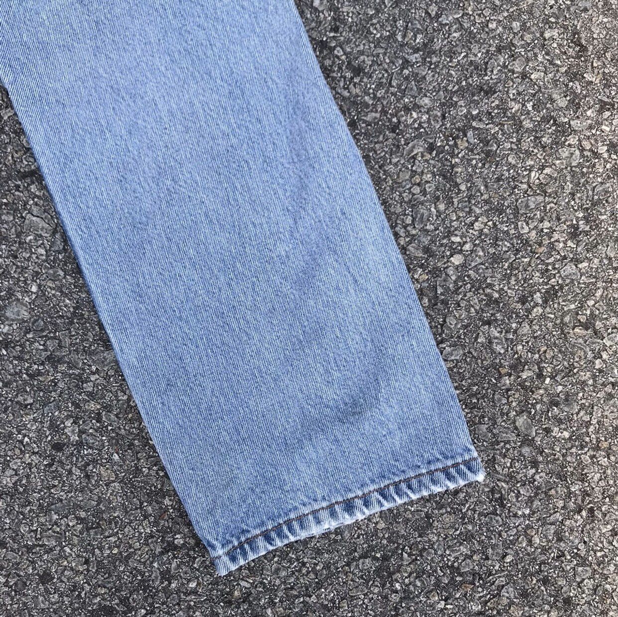 Levi's Vintage 90s Levis 501 Grunge Denim Jeans Lightwash Cobain Size US 32 / EU 48 - 16 Thumbnail