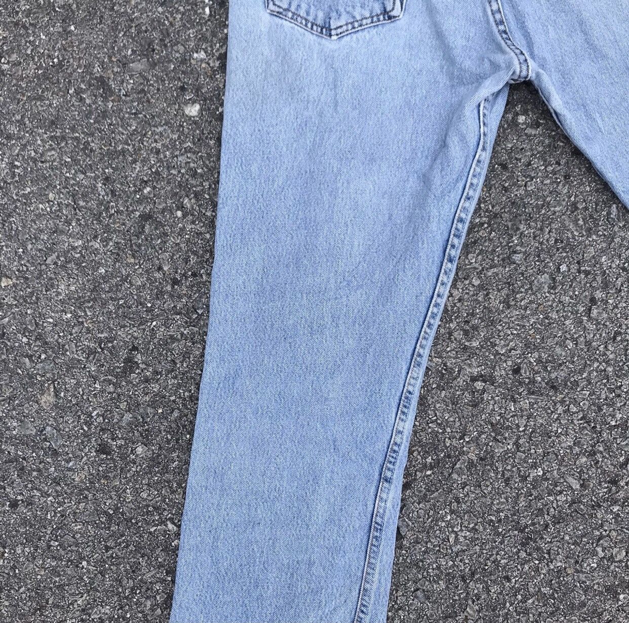 Levi's Vintage 90s Levis 501 Grunge Denim Jeans Lightwash Cobain Size US 32 / EU 48 - 13 Thumbnail