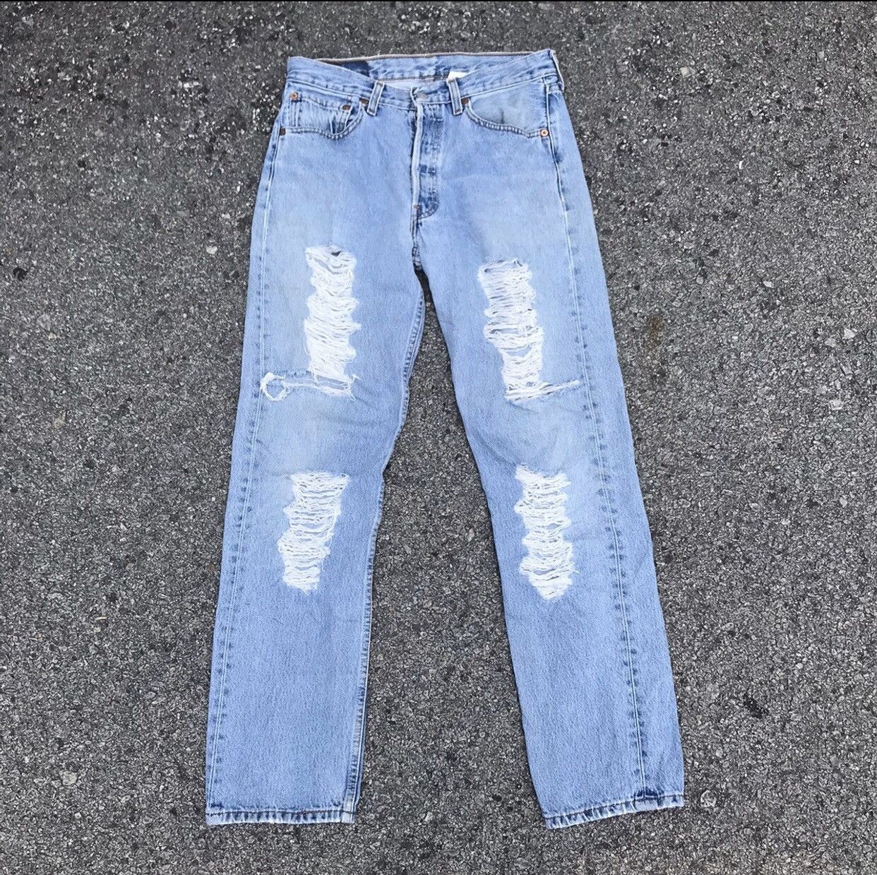 Levi's Vintage 90s Levis 501 Grunge Denim Jeans Lightwash Cobain Size US 32 / EU 48 - 1 Thumbnail