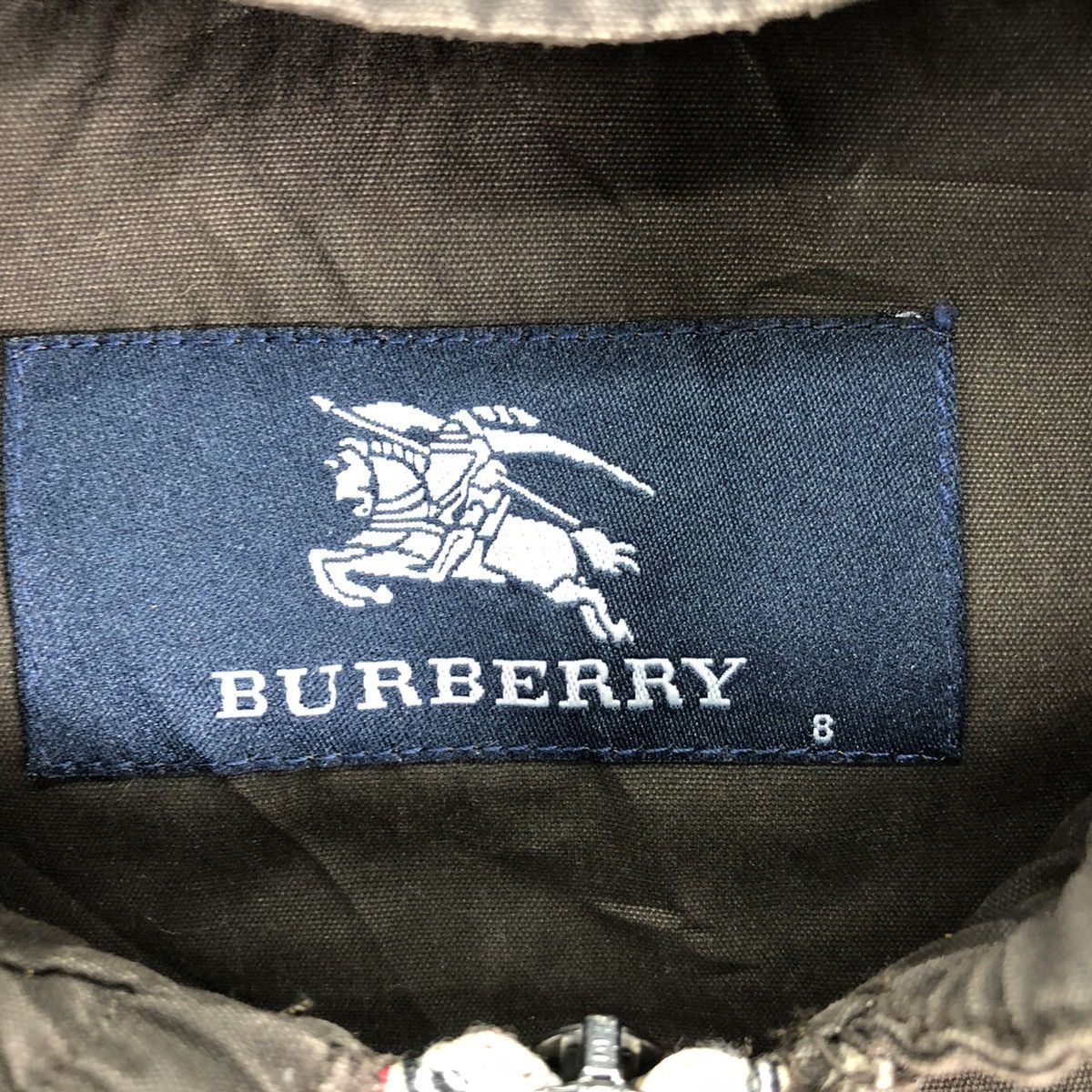 Burberry Burberry London Windbreaker Hoodie Zipper Jacket For Kid Size US XXS / EU 40 - 15 Thumbnail