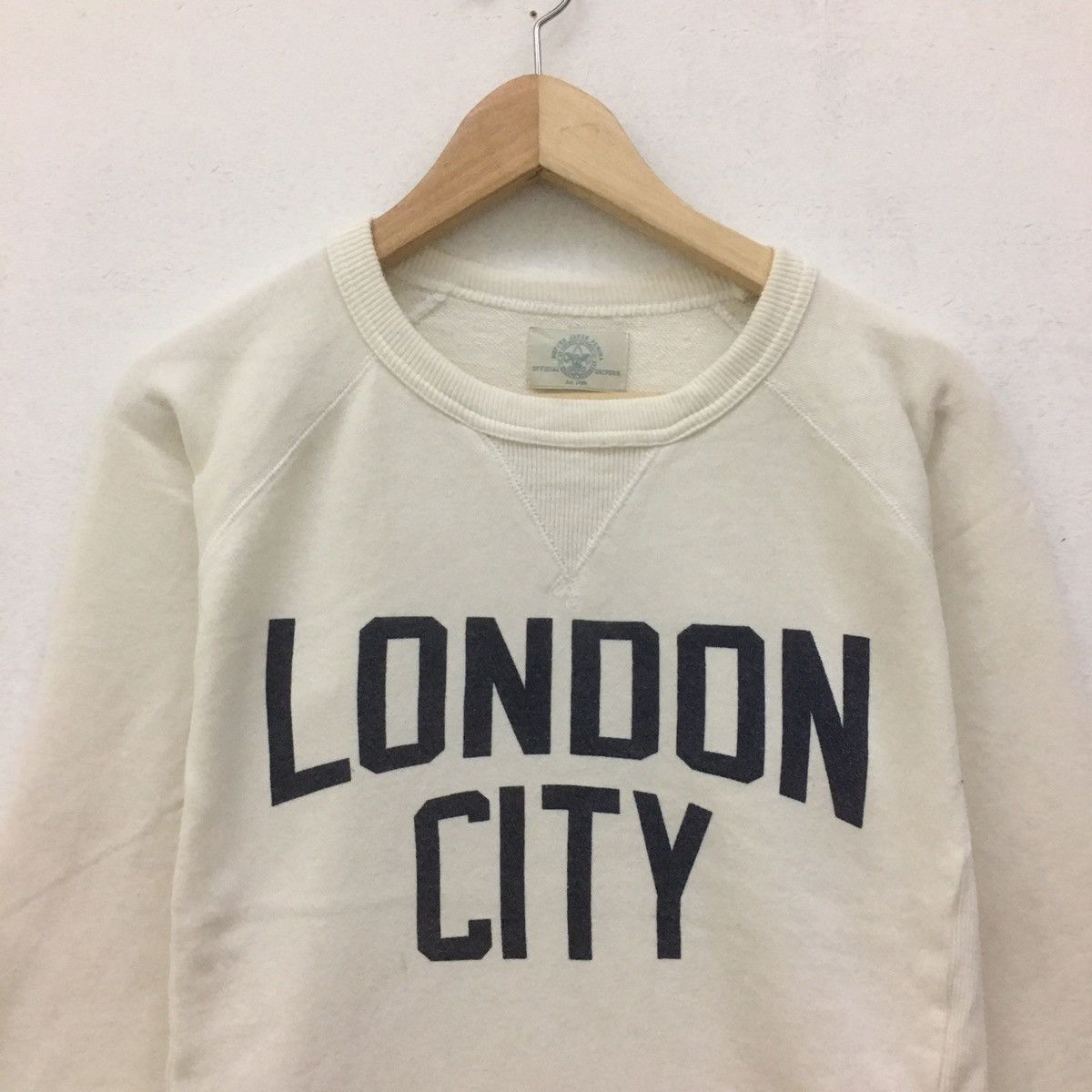 Japanese Brand × Other Vintage Sweatshirt Big Logo London City Size S / US 4 / IT 40 - 2 Thumbnail