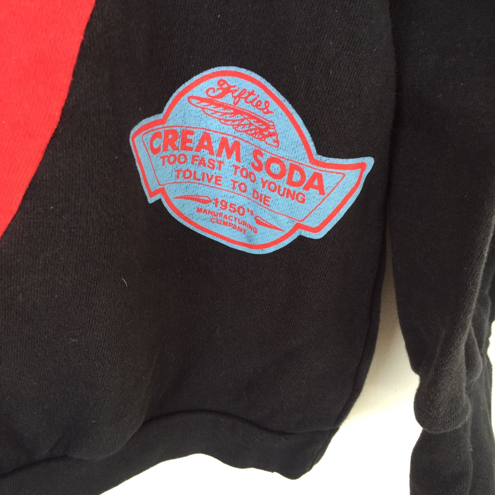 Hysteric Glamour 💥Cream Soda To Young To Live To Die Veneck Size US M / EU 48-50 / 2 - 4 Thumbnail
