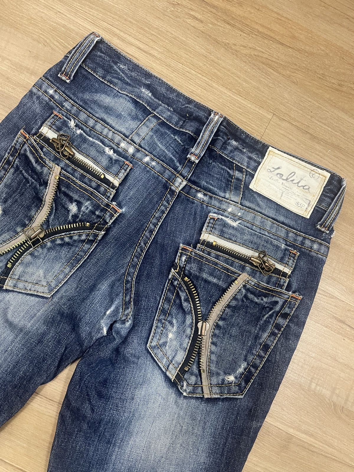 Other Lolita Distressed Flare Jeans Size US 33 - 4 Thumbnail