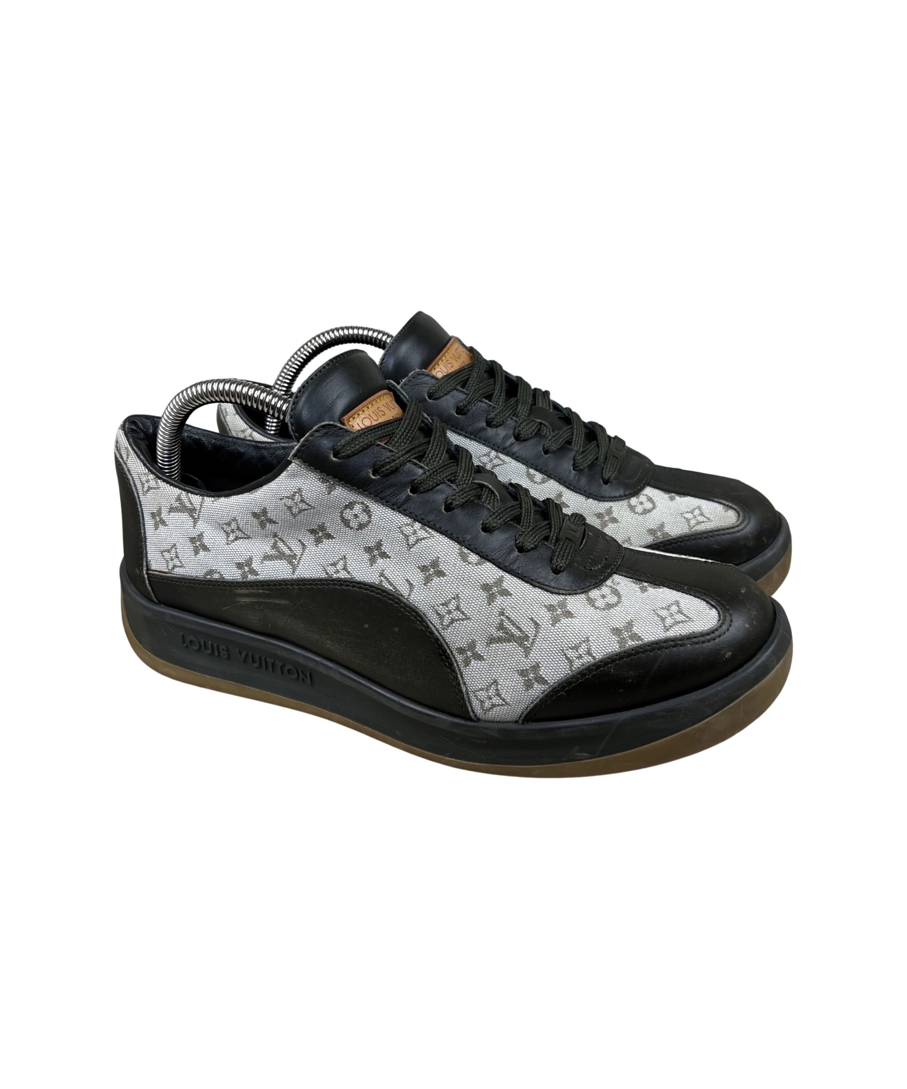 Louis Vuitton Louis Vuitton Green Monogram Low Top Sneakers Size US 9.5 / IT 39.5 - 1 Thumbnail