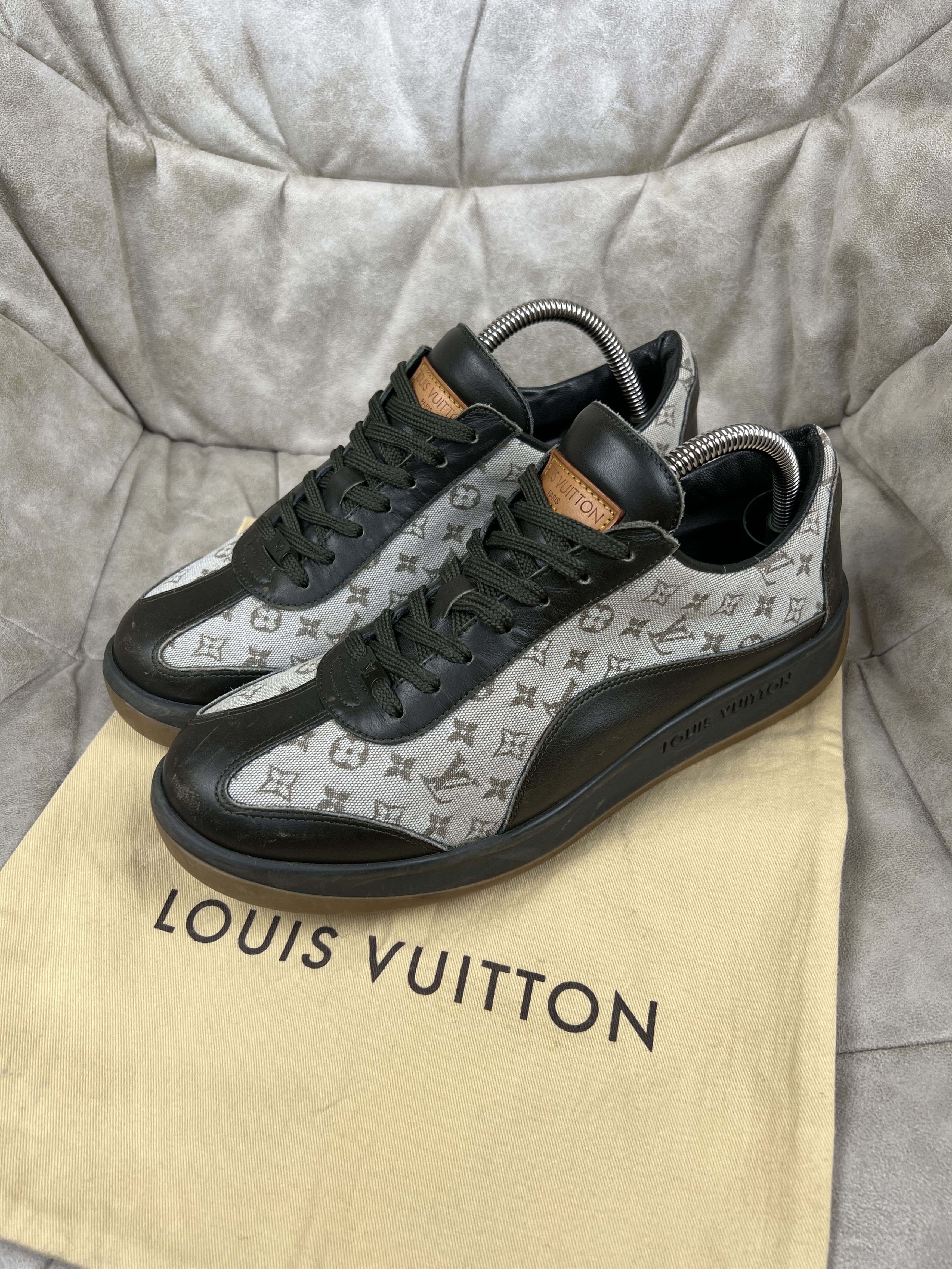 Louis Vuitton Louis Vuitton Green Monogram Low Top Sneakers Size US 9.5 / IT 39.5 - 2 Thumbnail