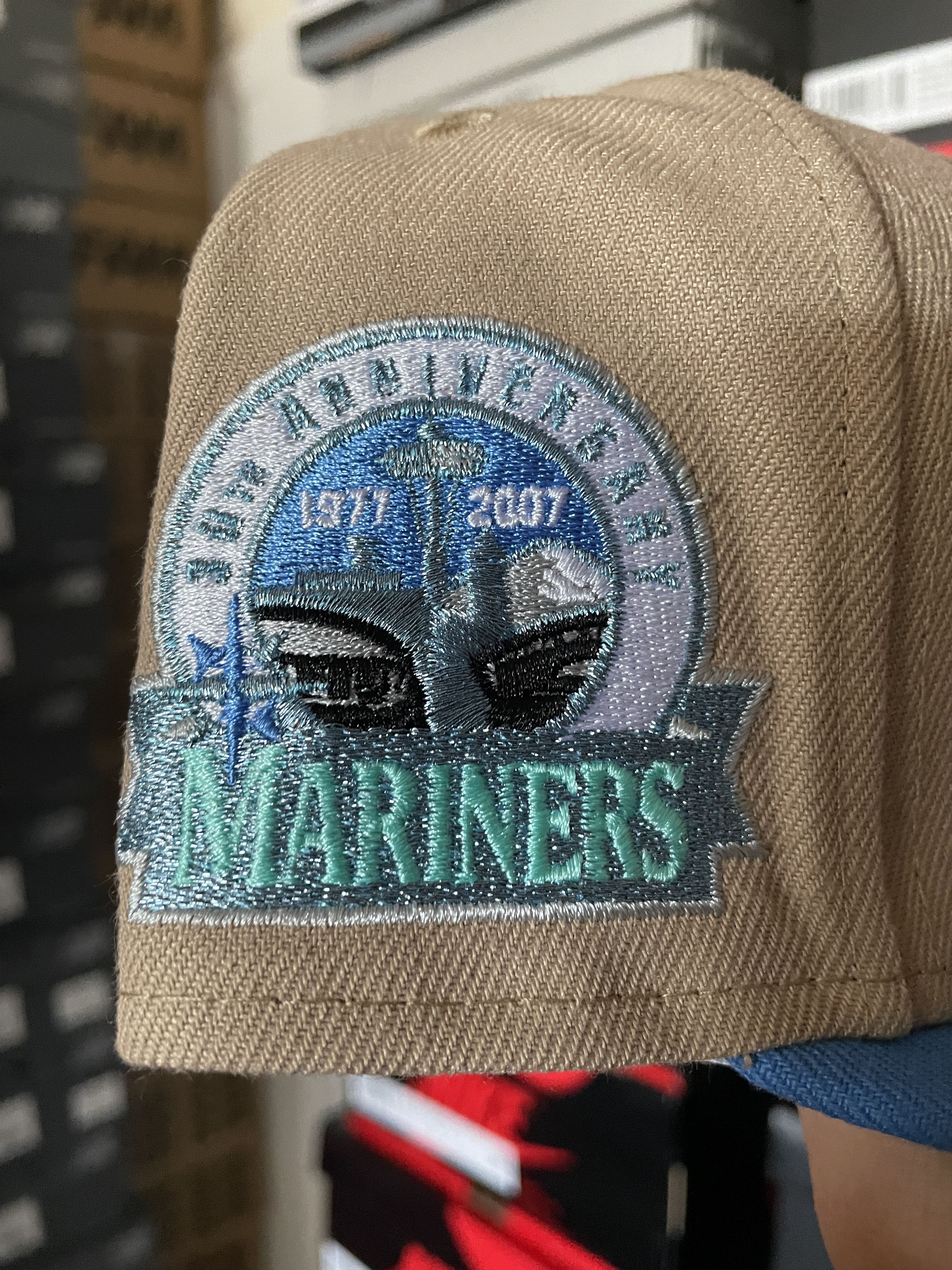 MLB × New Era Tan Khaki Blue Seattle Mariners 7 3/8 Two 2 Tone Iced 30th Size ONE SIZE - 4 Thumbnail