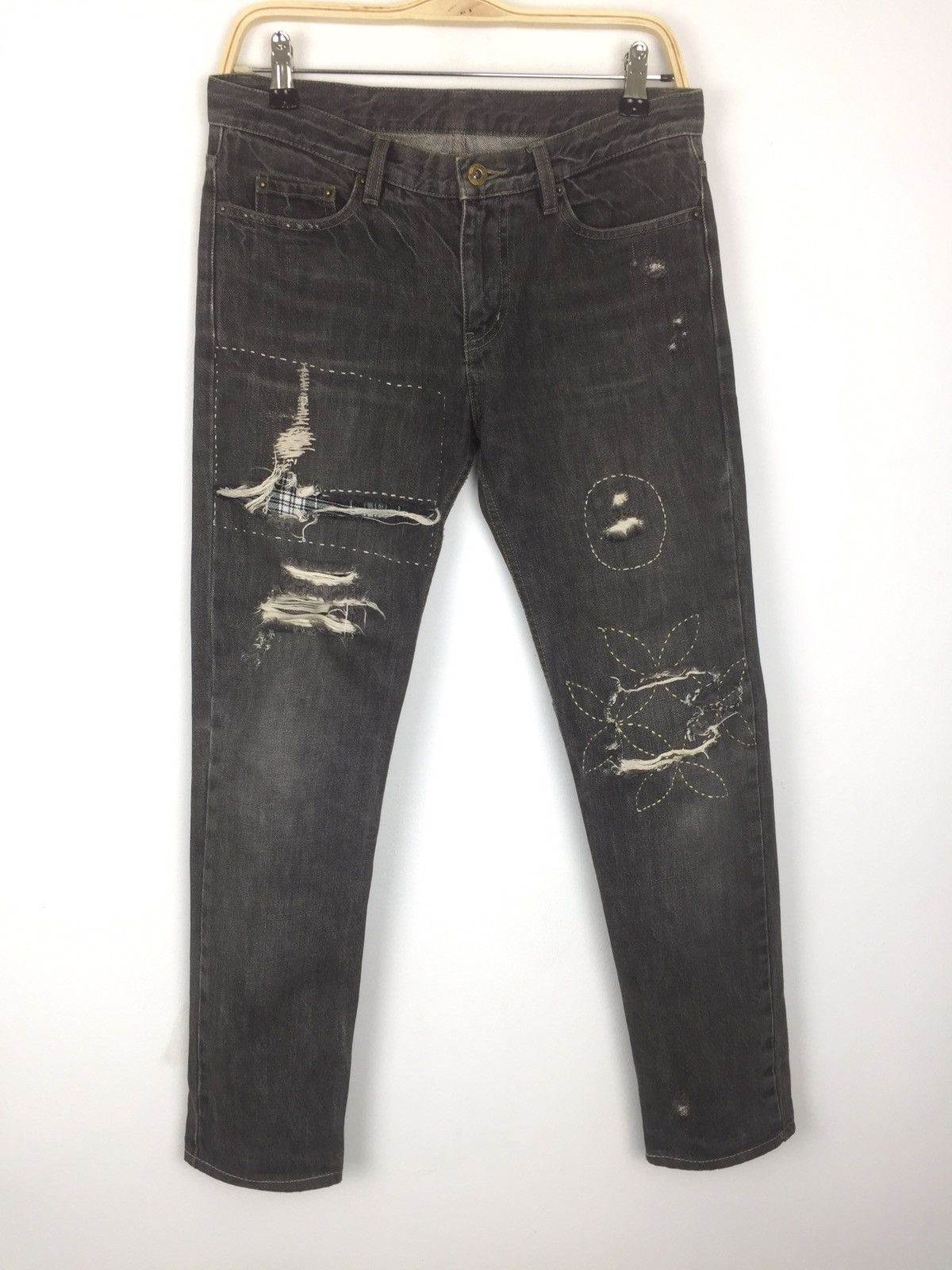 Japanese Brand Vintage japanese brand distressed denim patchwork sashiko Size US 30 / EU 46 - 1 Thumbnail