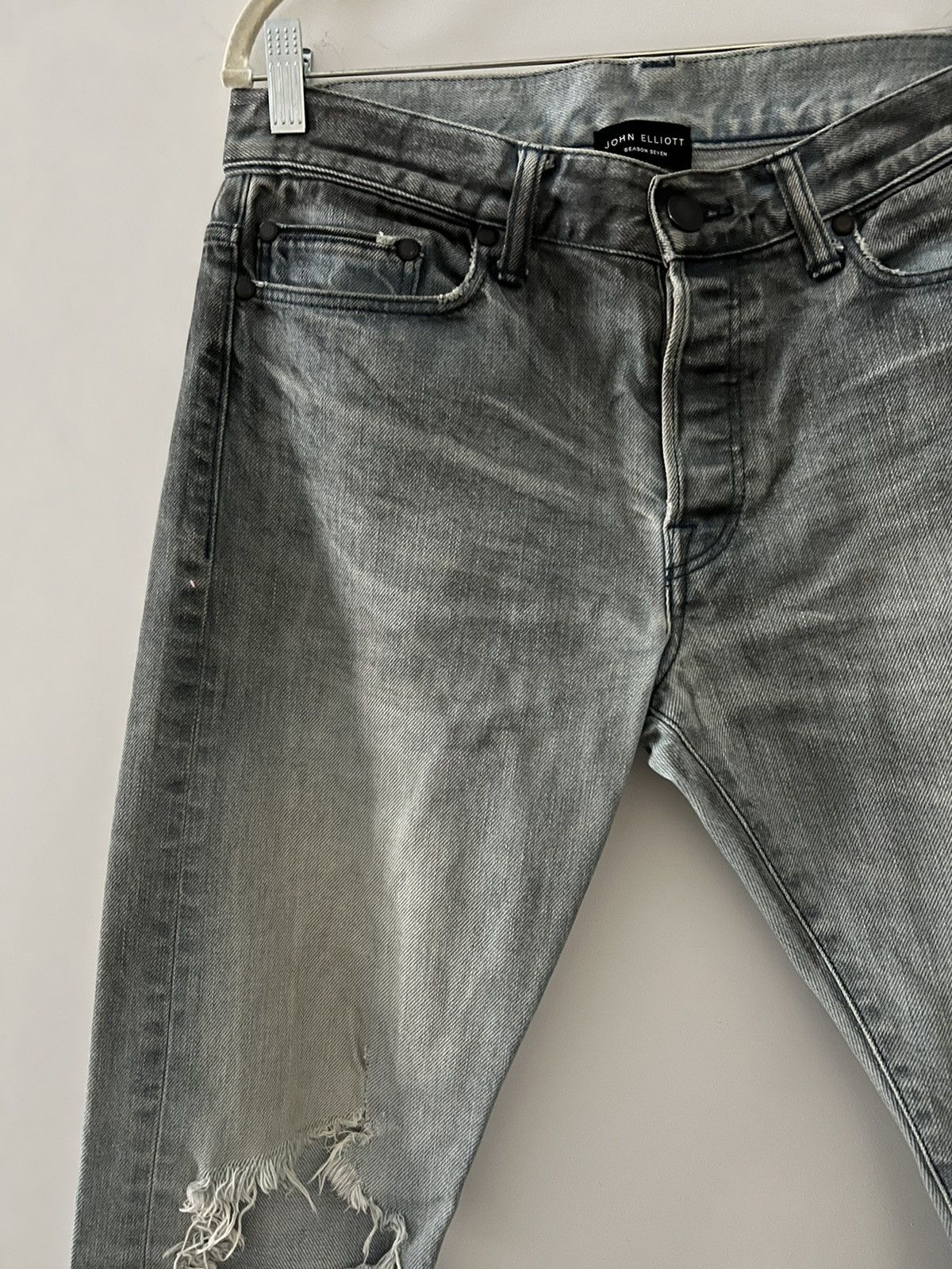 John Elliott Cast 2 Faded Distressed Denim Size US 29 - 2 Thumbnail