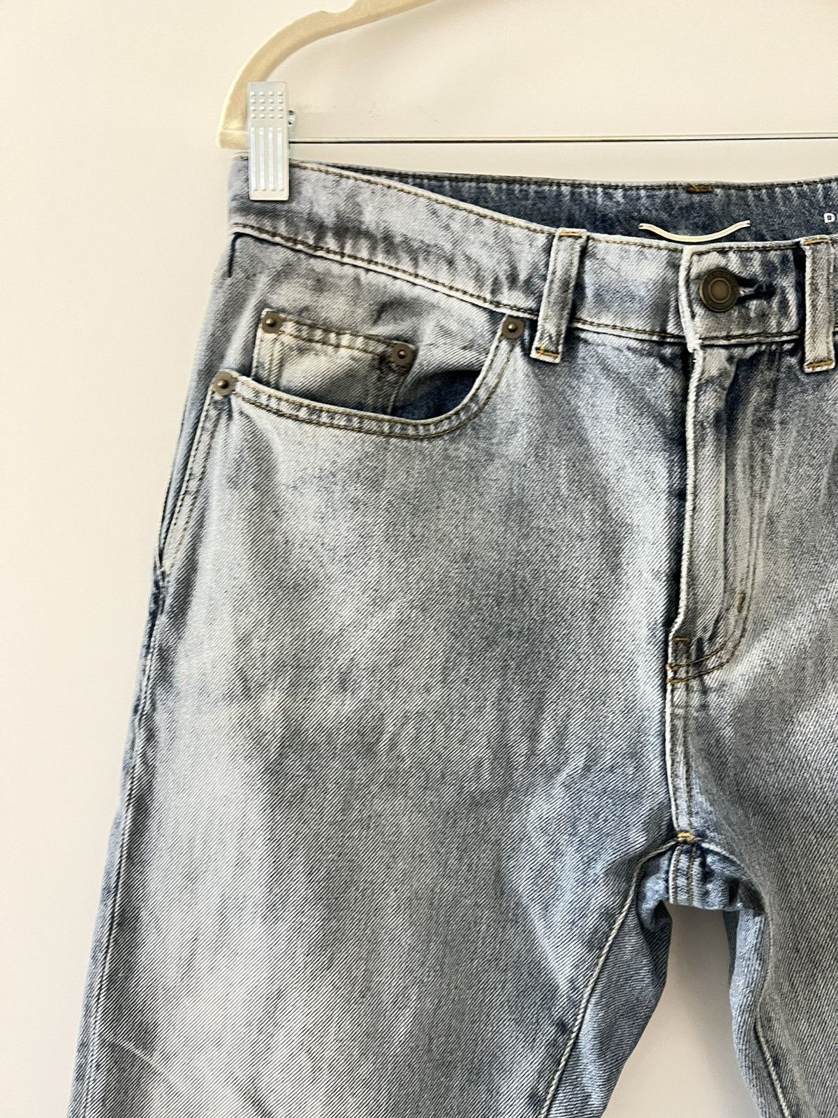 Saint Laurent Paris D02 in Faded Blue Denim Size US 30 / EU 46 - 2 Thumbnail