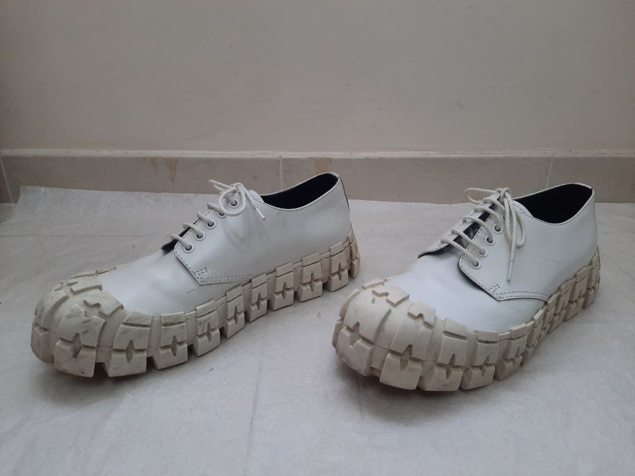 image of Prada Tire WHeel Shoes Lug Sole Derby in White, Men's (Size 9.5)