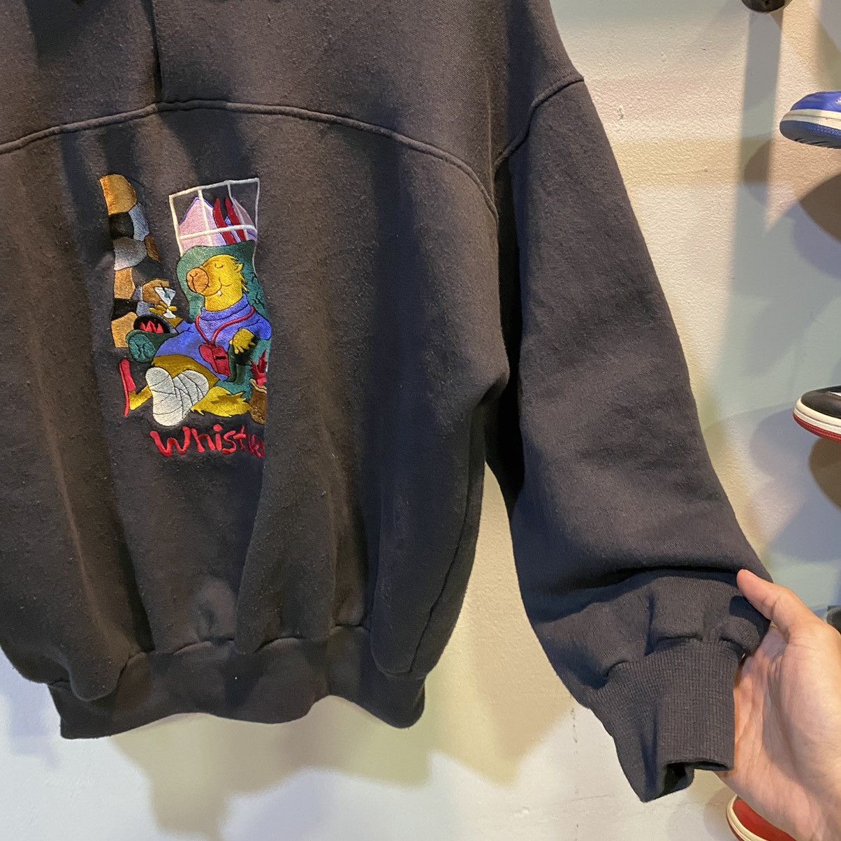 Berg & Berg × Vintage VINTAGE‼️Berg & Berg Whistler Canada Embroided Sweatshirt Size US L / EU 52-54 / 3 - 5 Thumbnail