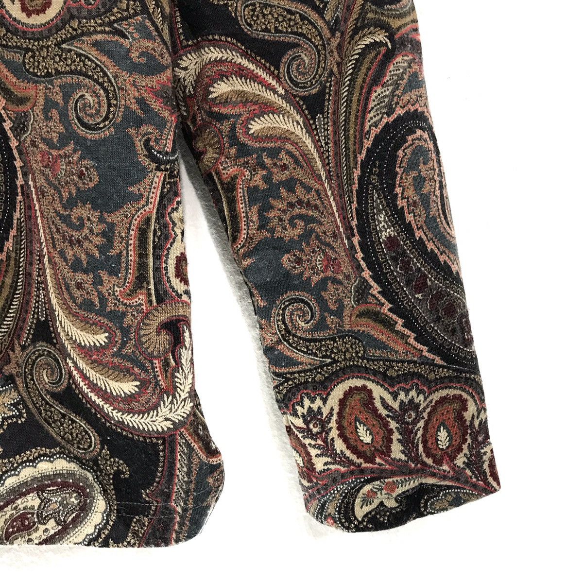 Japanese Brand × Other × Vintage Vintage Paisley Half Button Paisley Full Print Design Size US XS / EU 42 / 0 - 3 Thumbnail