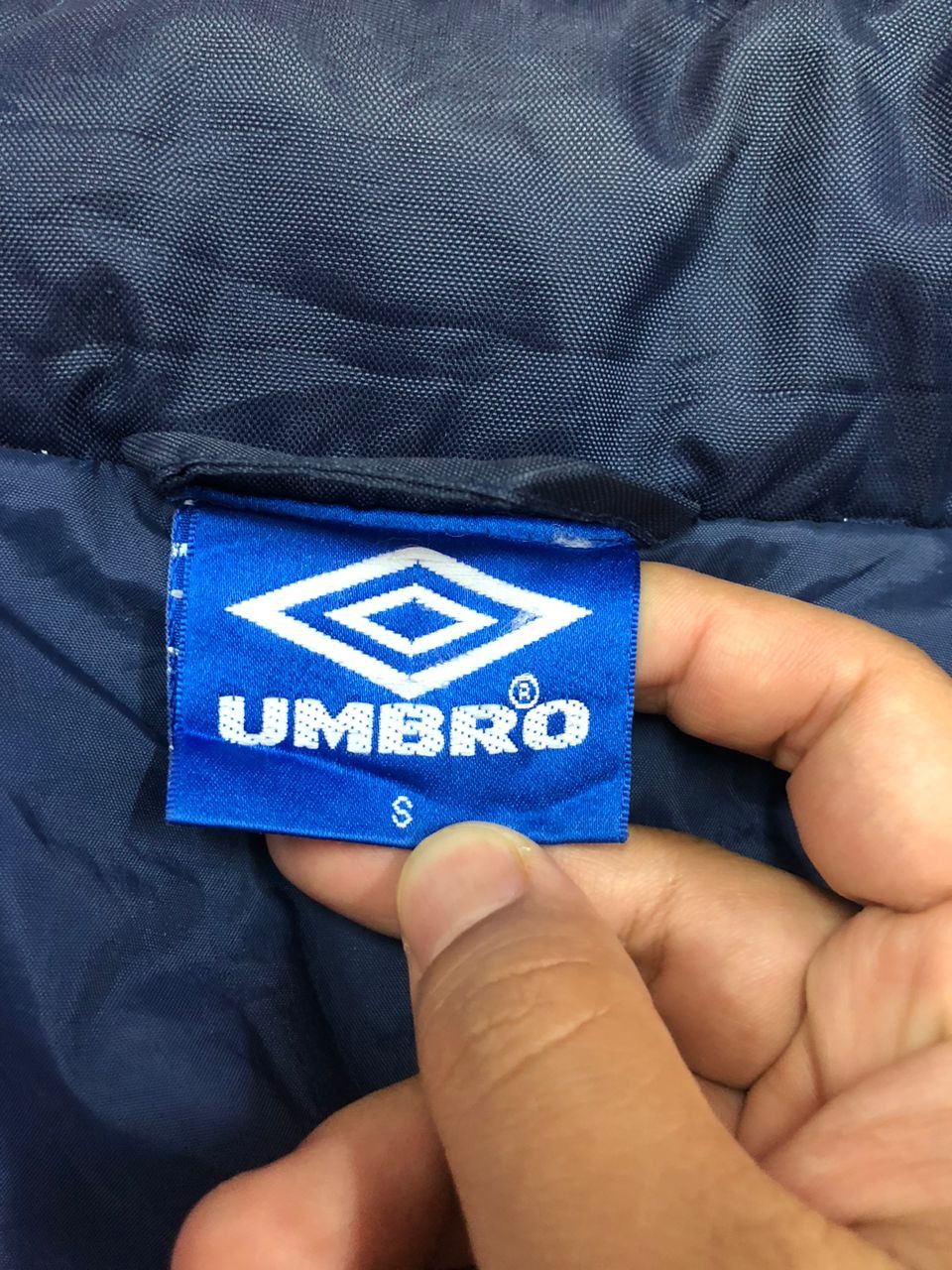 Umbro × Vintage Vintage Umbro Nylon Windbreaker Size US L / EU 52-54 / 3 - 11 Thumbnail