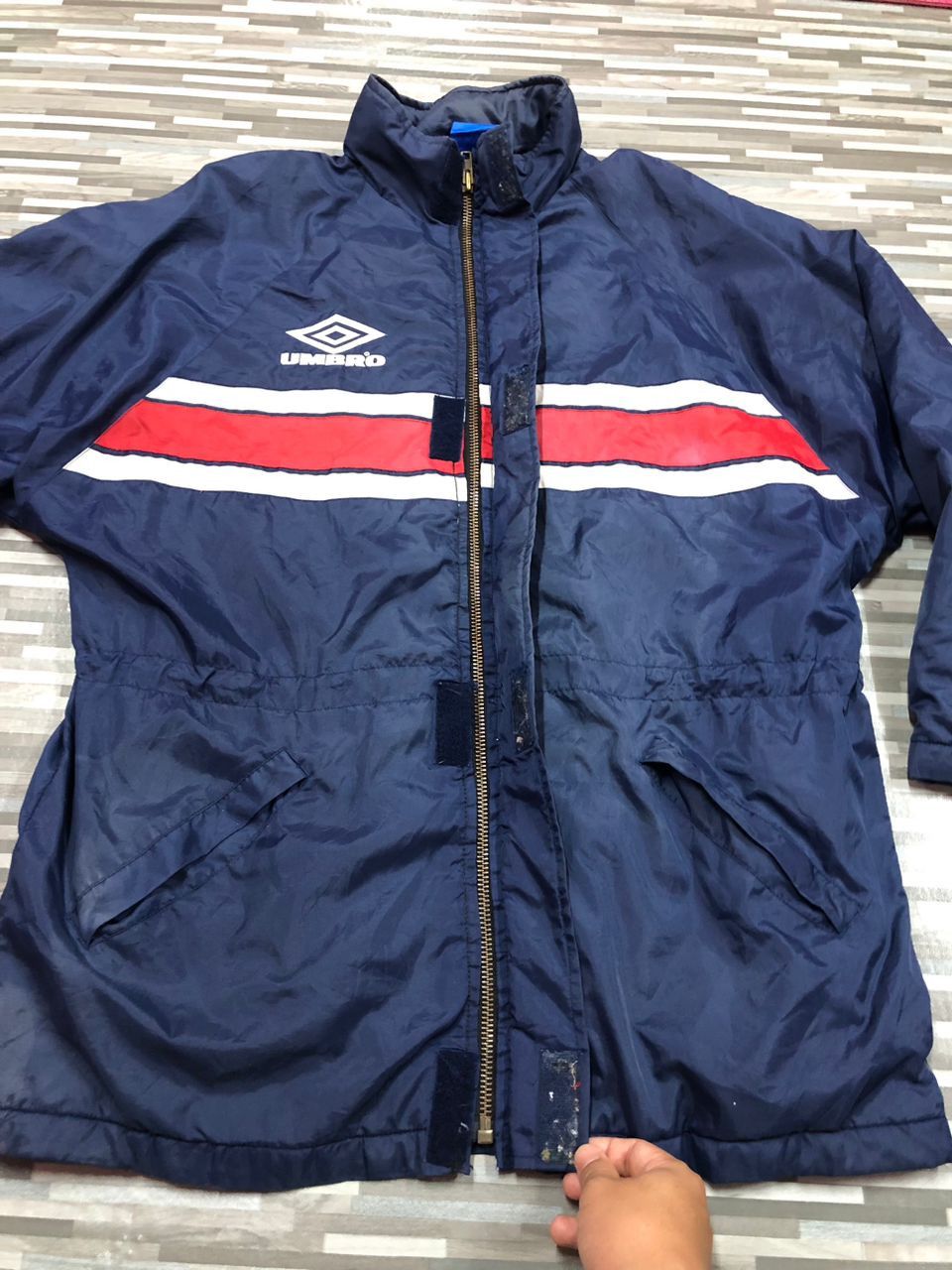 Umbro × Vintage Vintage Umbro Nylon Windbreaker Size US L / EU 52-54 / 3 - 9 Thumbnail