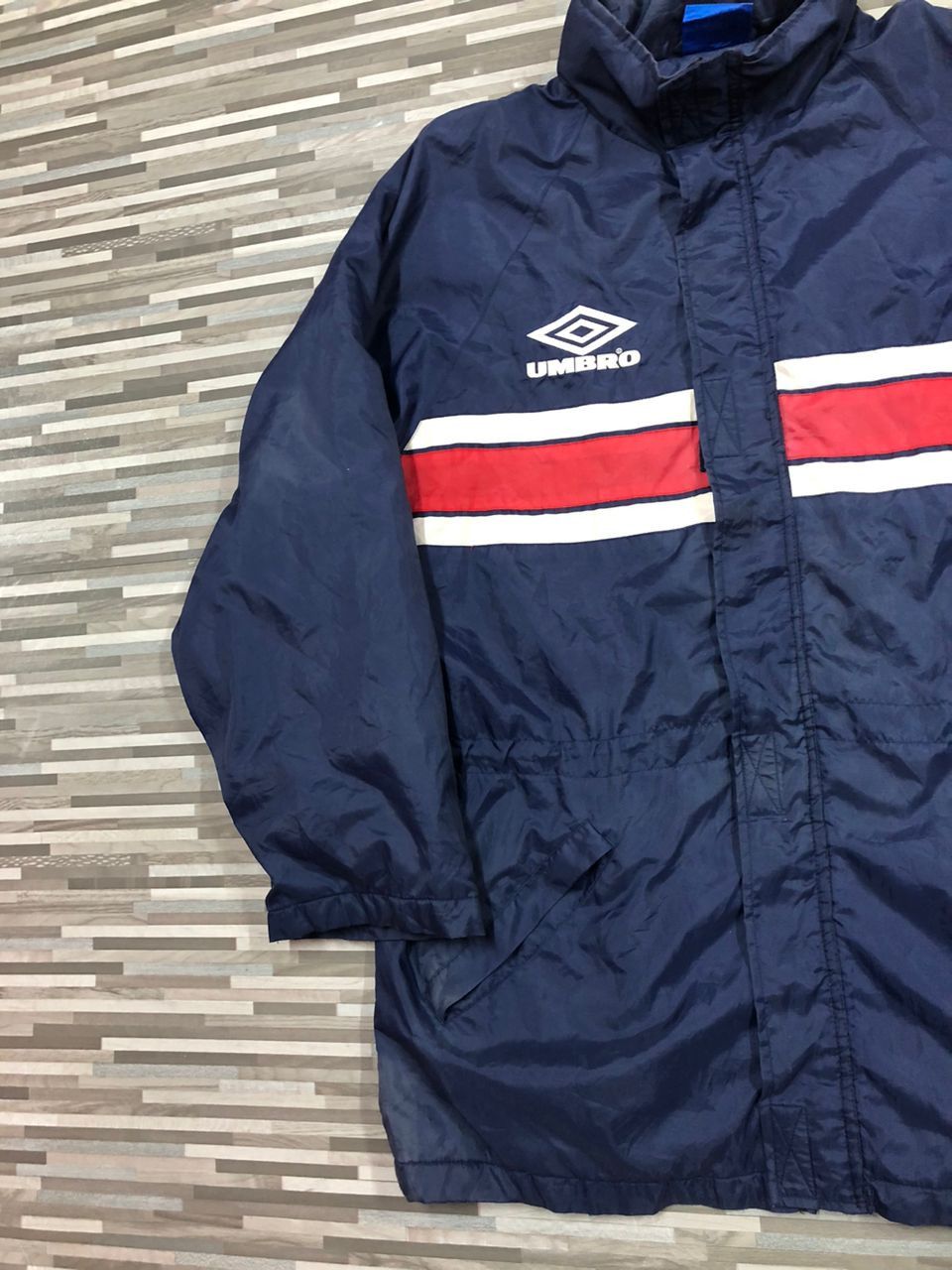 Umbro × Vintage Vintage Umbro Nylon Windbreaker Size US L / EU 52-54 / 3 - 4 Thumbnail