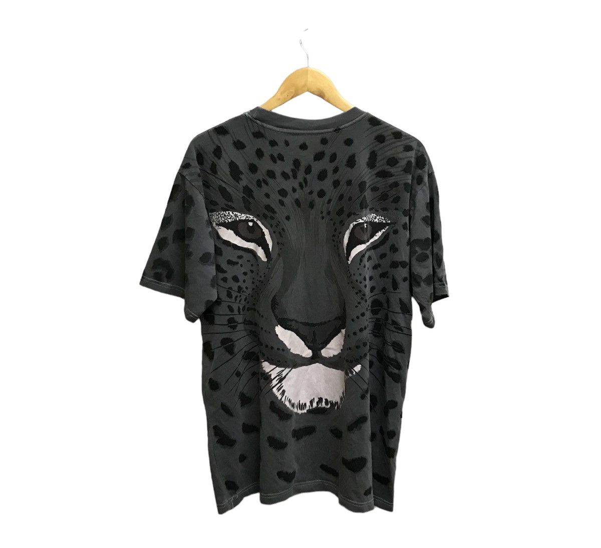 Vintage Vintage 3D Leopard Print Tshirt Size US L / EU 52-54 / 3 - 2 Thumbnail