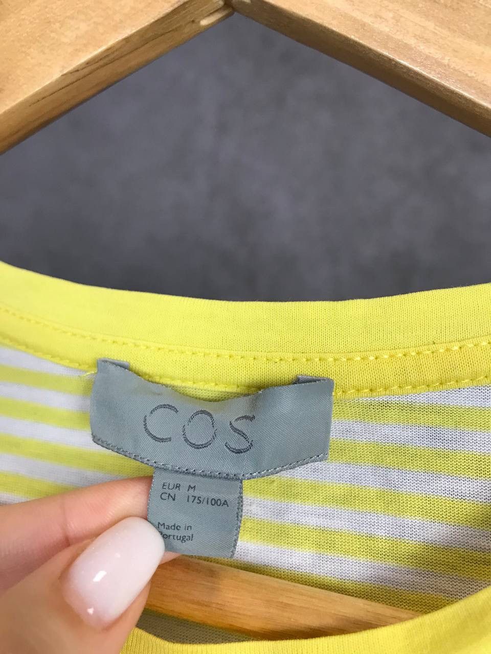 Cos Cos luxury streetwear tee Size US M / EU 48-50 / 2 - 3 Thumbnail