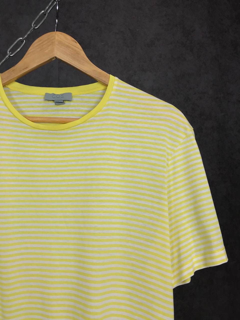 Cos Cos luxury streetwear tee Size US M / EU 48-50 / 2 - 2 Thumbnail