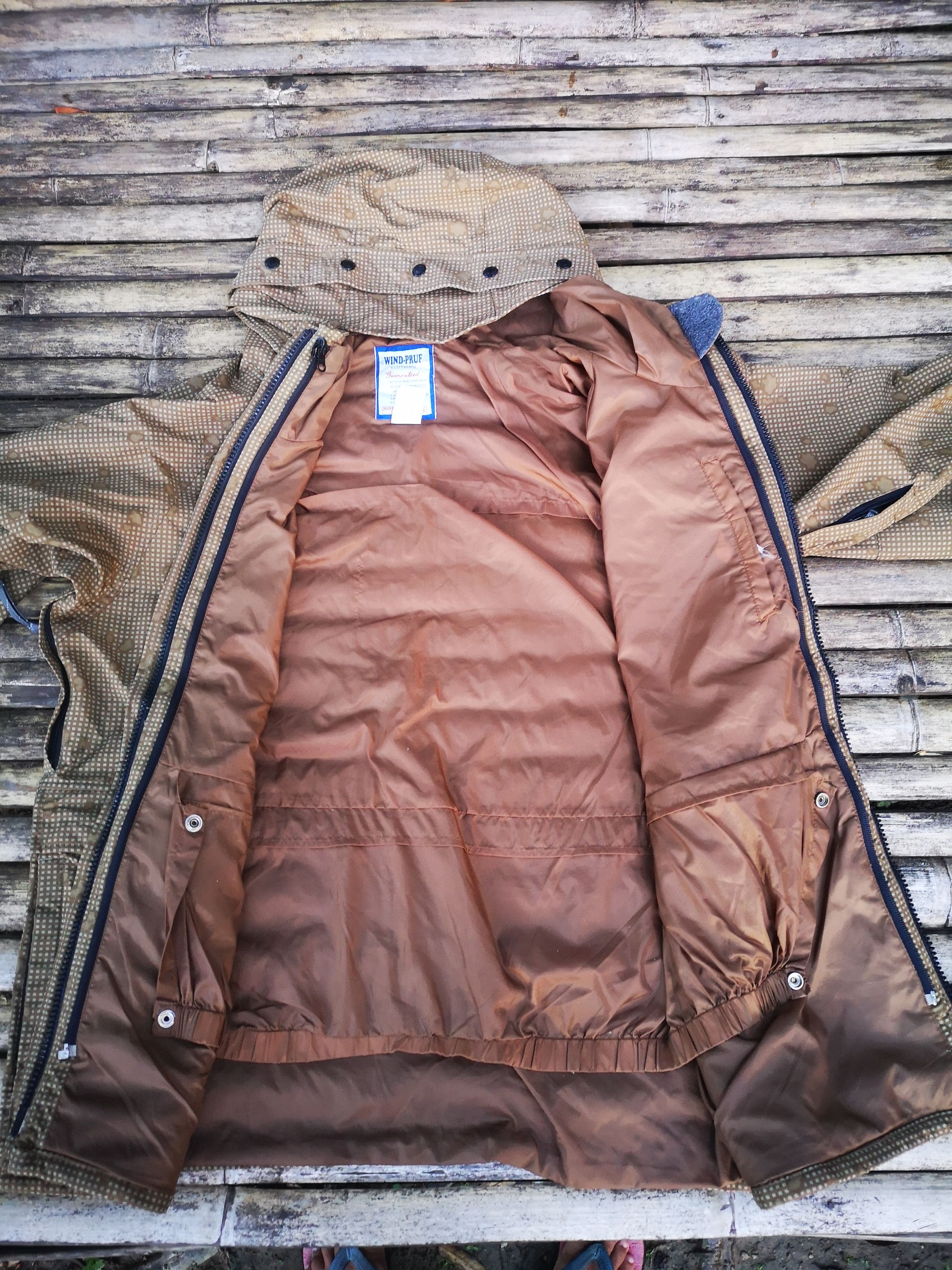 Johnbull Vintage John Bull wind pruf digital style Size US L / EU 52-54 / 3 - 11 Thumbnail