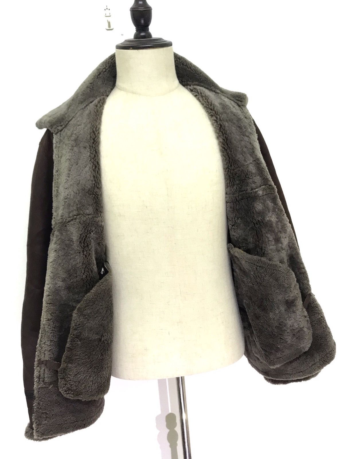 Designer Sorti Shearling B-3 Style Military Real Sheepskin Jacket Size US L / EU 52-54 / 3 - 5 Thumbnail