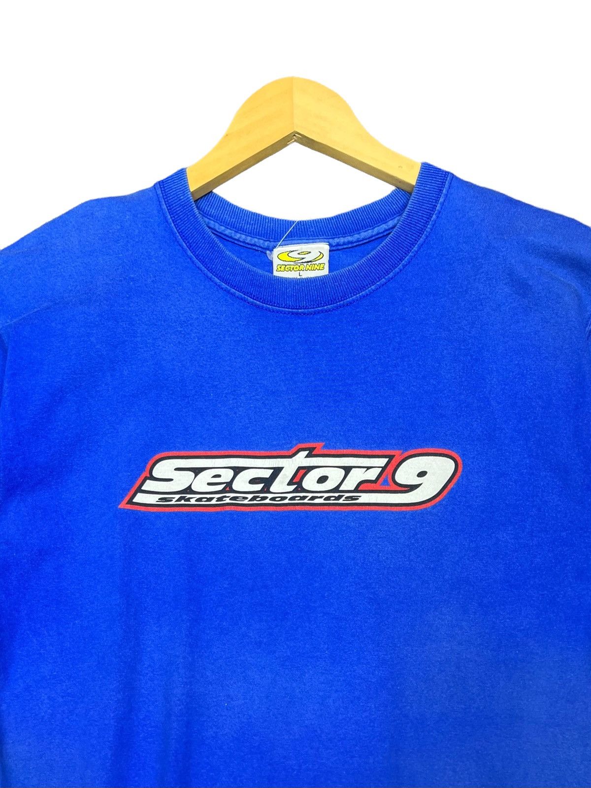 Other VTG 90s SECTOR 9 SKATEBOARD USA BIG SPELLOUT LOGO TSHIRT Size US M / EU 48-50 / 2 - 3 Thumbnail
