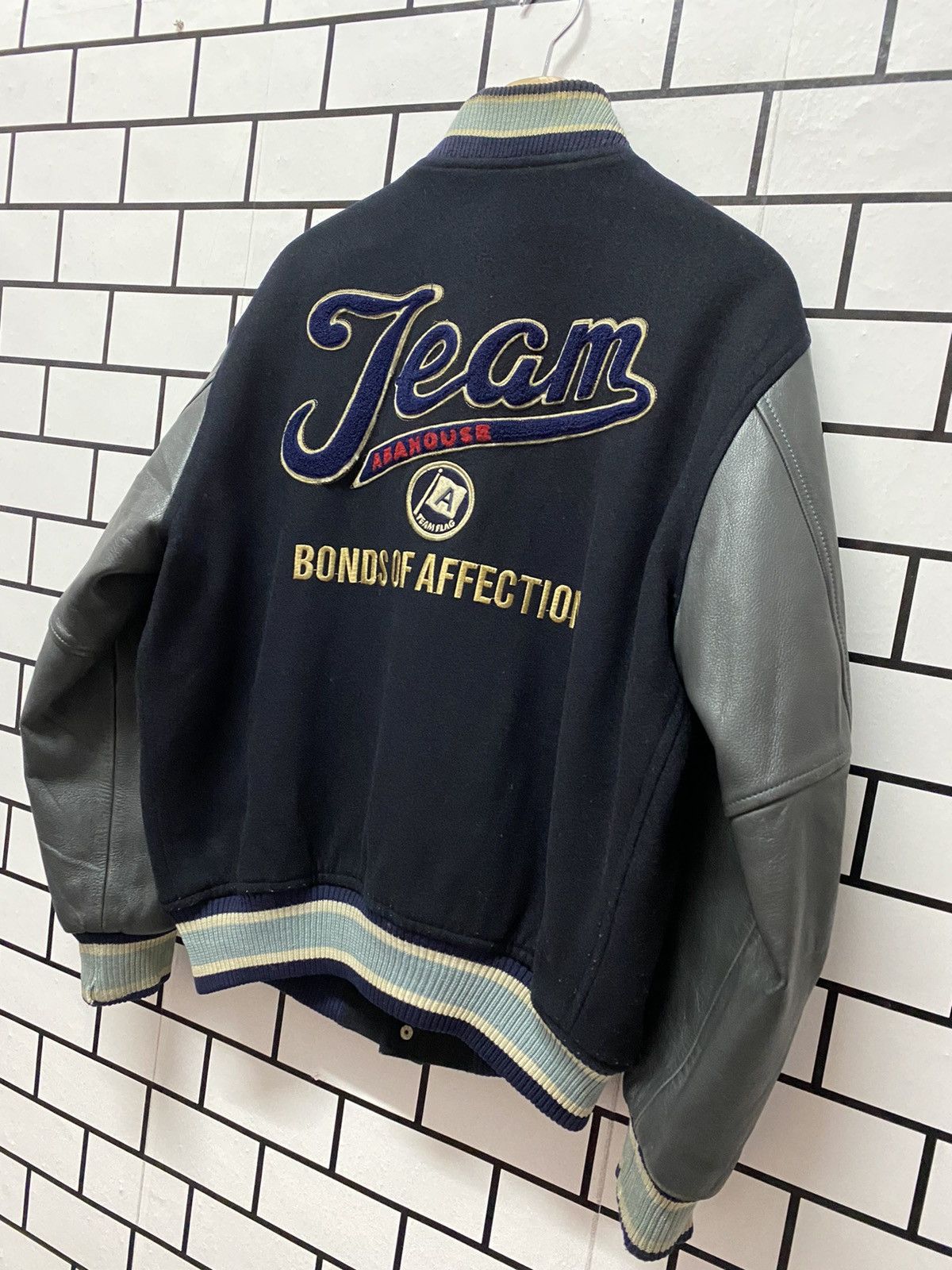 ABAHOUSE × Japanese Brand Vintage Abahouse Japan Wool Leather Varsity Jacket Size US L / EU 52-54 / 3 - 3 Thumbnail