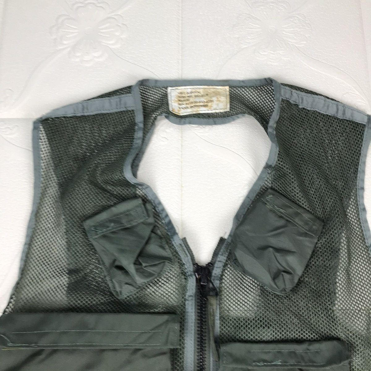 Vintage Vintage 70/80s Army Tactical Issue Survival Vest Jacket Size US M / EU 48-50 / 2 - 3 Thumbnail