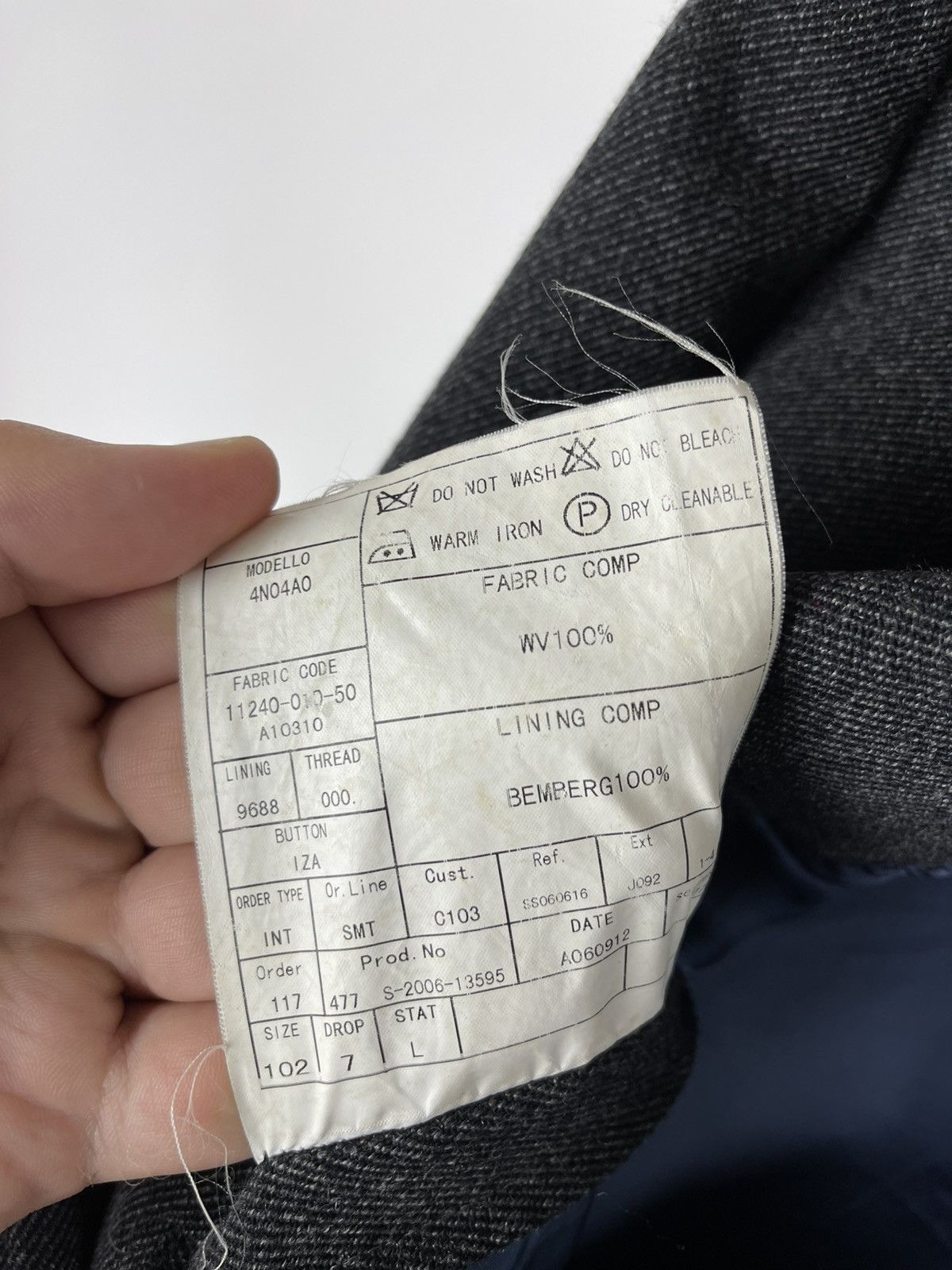 Suitsupply Suitsupply grey 3 button wool trench coat black collar Size US M / EU 48-50 / 2 - 10 Thumbnail