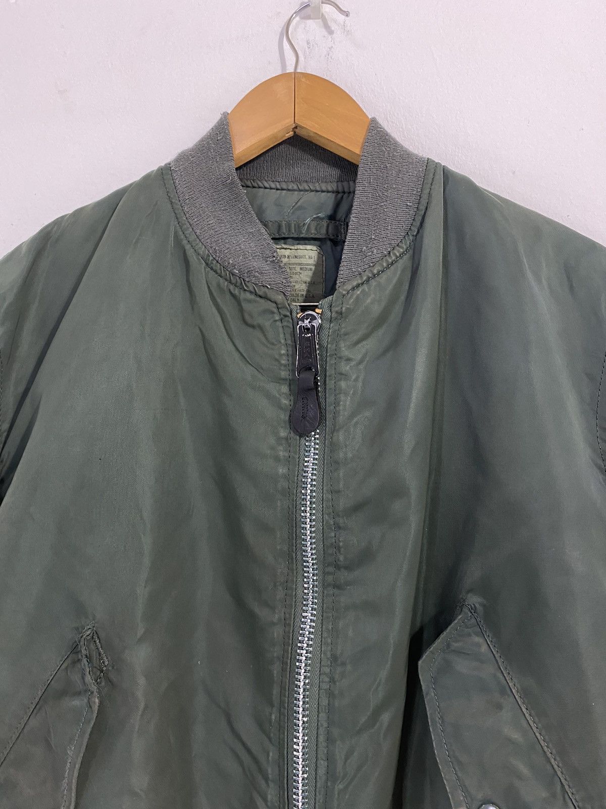Alpha Industries × Vintage Vintage Alpha Industries Ma-1 Bomber Jacket Military Design Size US M / EU 48-50 / 2 - 7 Thumbnail