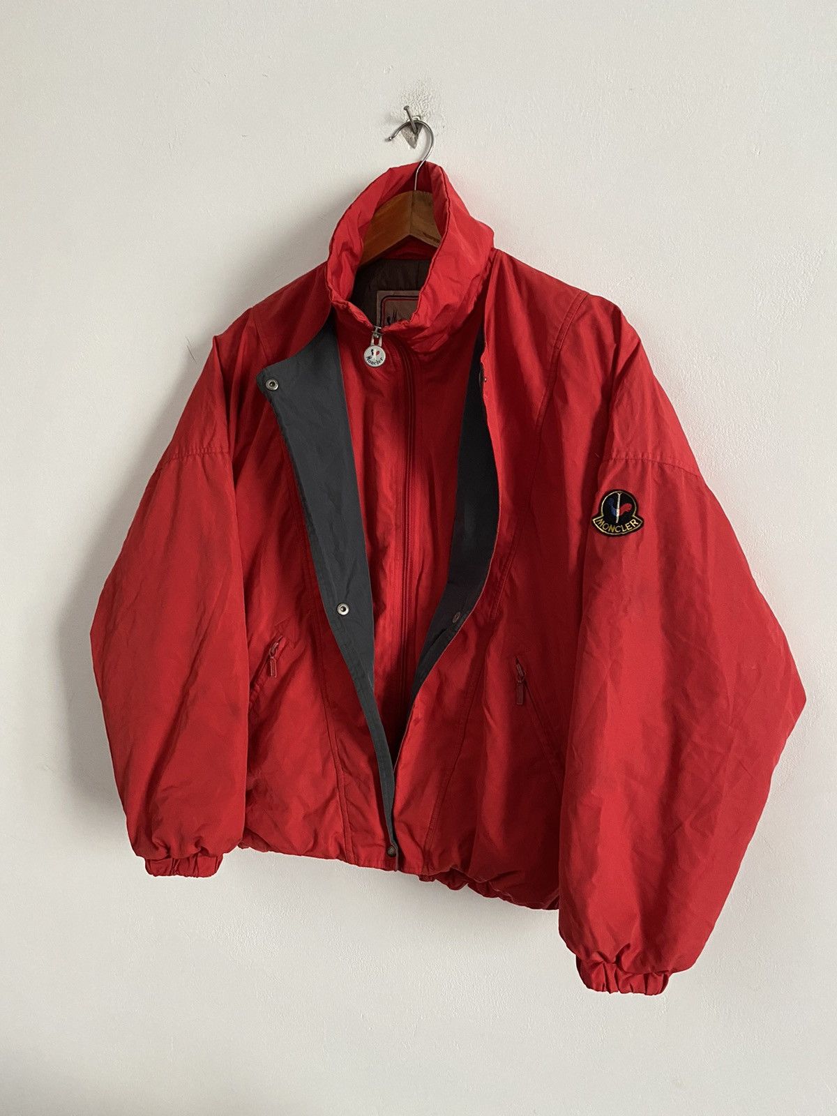 Moncler Moncler Red Down Jacket Size US L / EU 52-54 / 3 - 1 Thumbnail