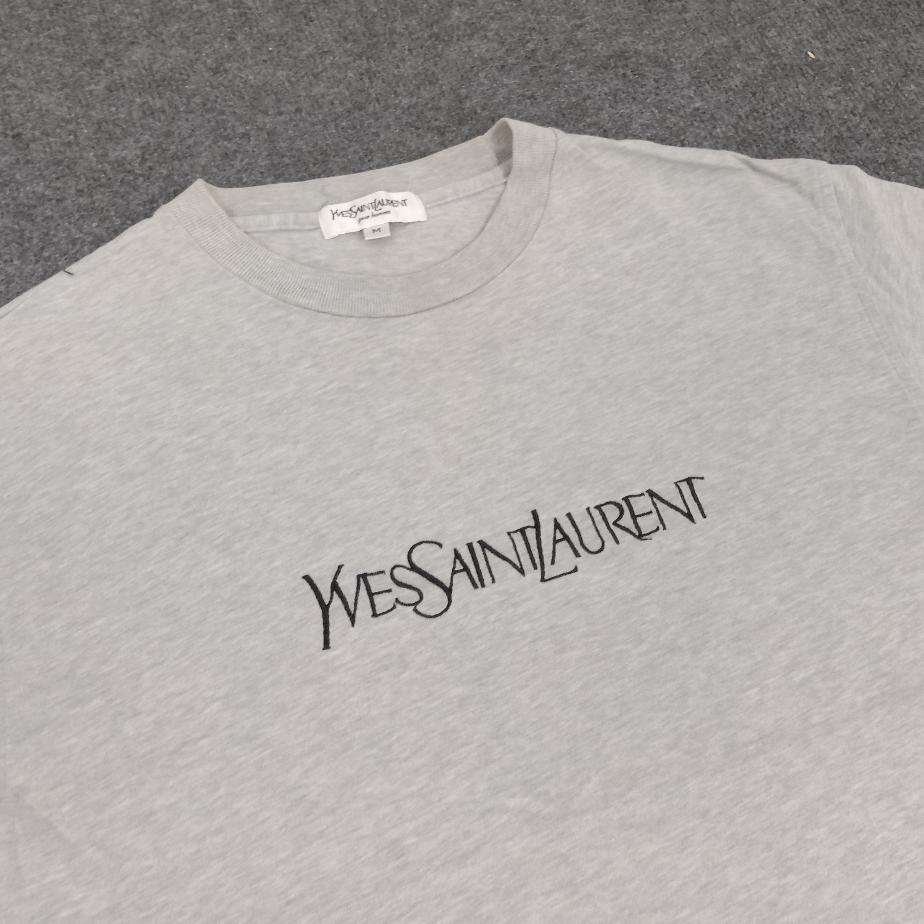 Yves Saint Laurent Yves Saint Laurent Embroidery SpellOut Design Tshirt Size US M / EU 48-50 / 2 - 2 Thumbnail