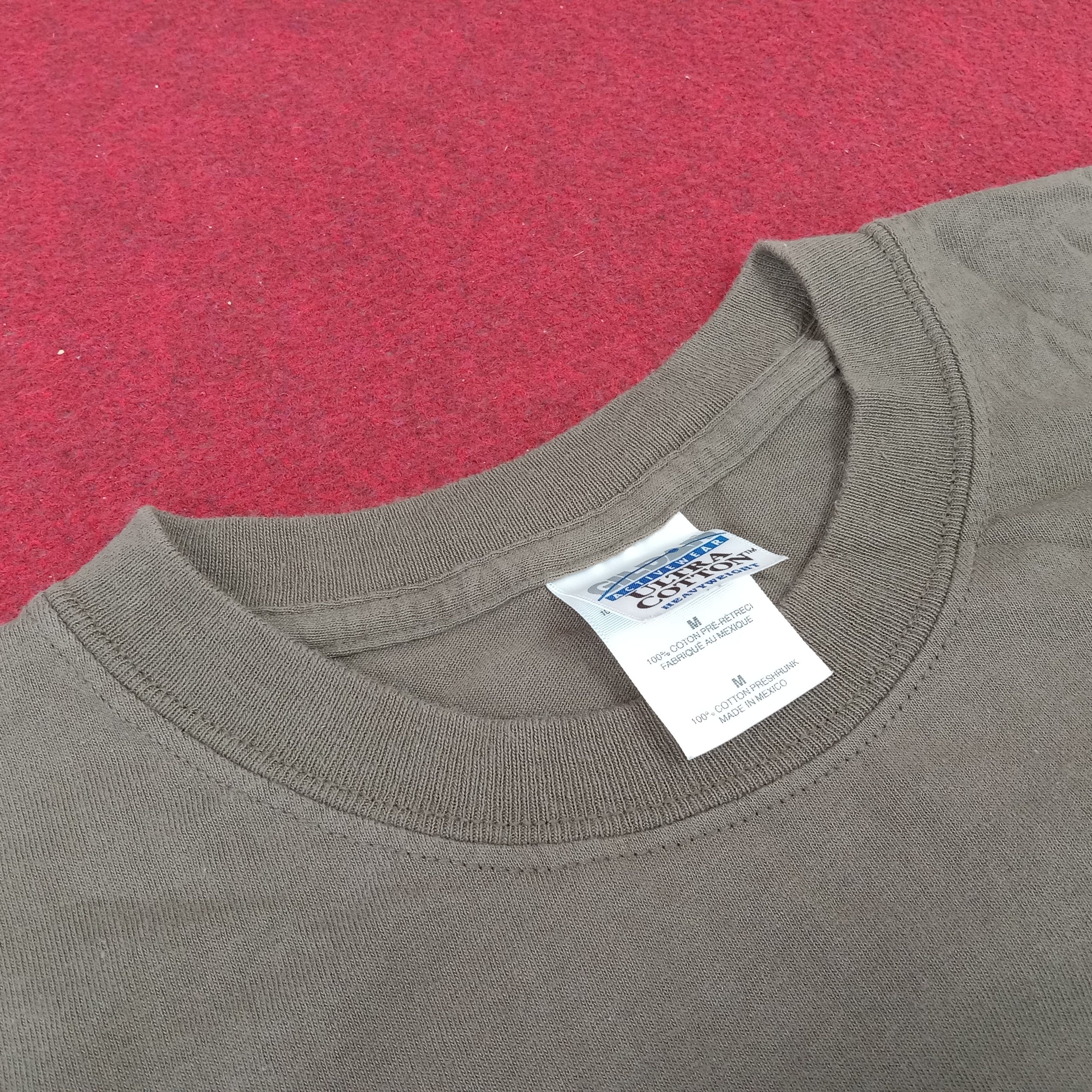 Band Tees × Vintage Maroon 5 Band Center Logo Design Vintage Tshirt Size US M / EU 48-50 / 2 - 4 Thumbnail