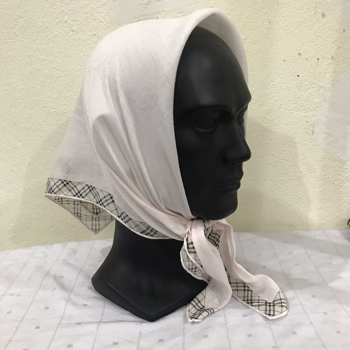 Burberry × Other Burberry Scarf/Handkerchief/Neckerchief/Pocket Square Size ONE SIZE - 7 Thumbnail