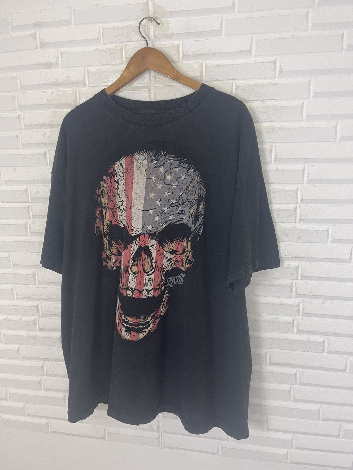 Japanese Brand 2K2BT SKULLS OVERSIZE SHIRT Size US XXL / EU 58 / 5 - 3 Thumbnail